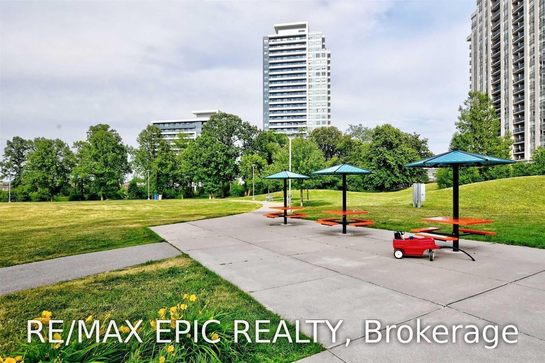 Photo 12 of Unit 810, 30 North Park Road, Vaughan, Beverley Glen — HOMEH