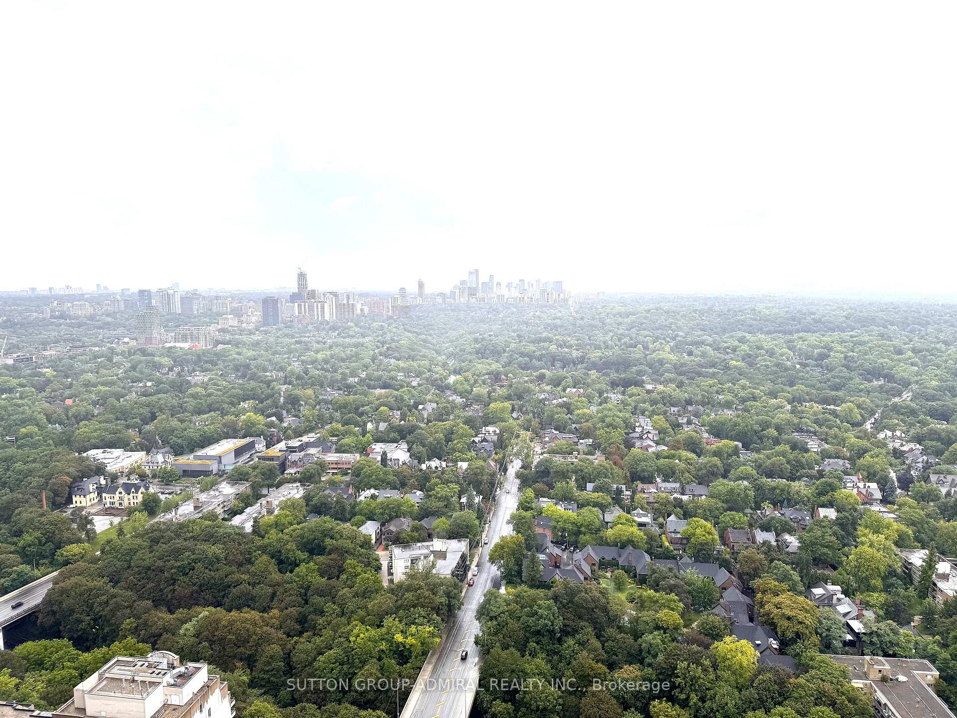 Photo 33 of Unit 4705, 609 Sherbourne Street, Toronto, North St. James Town — HOMEH
