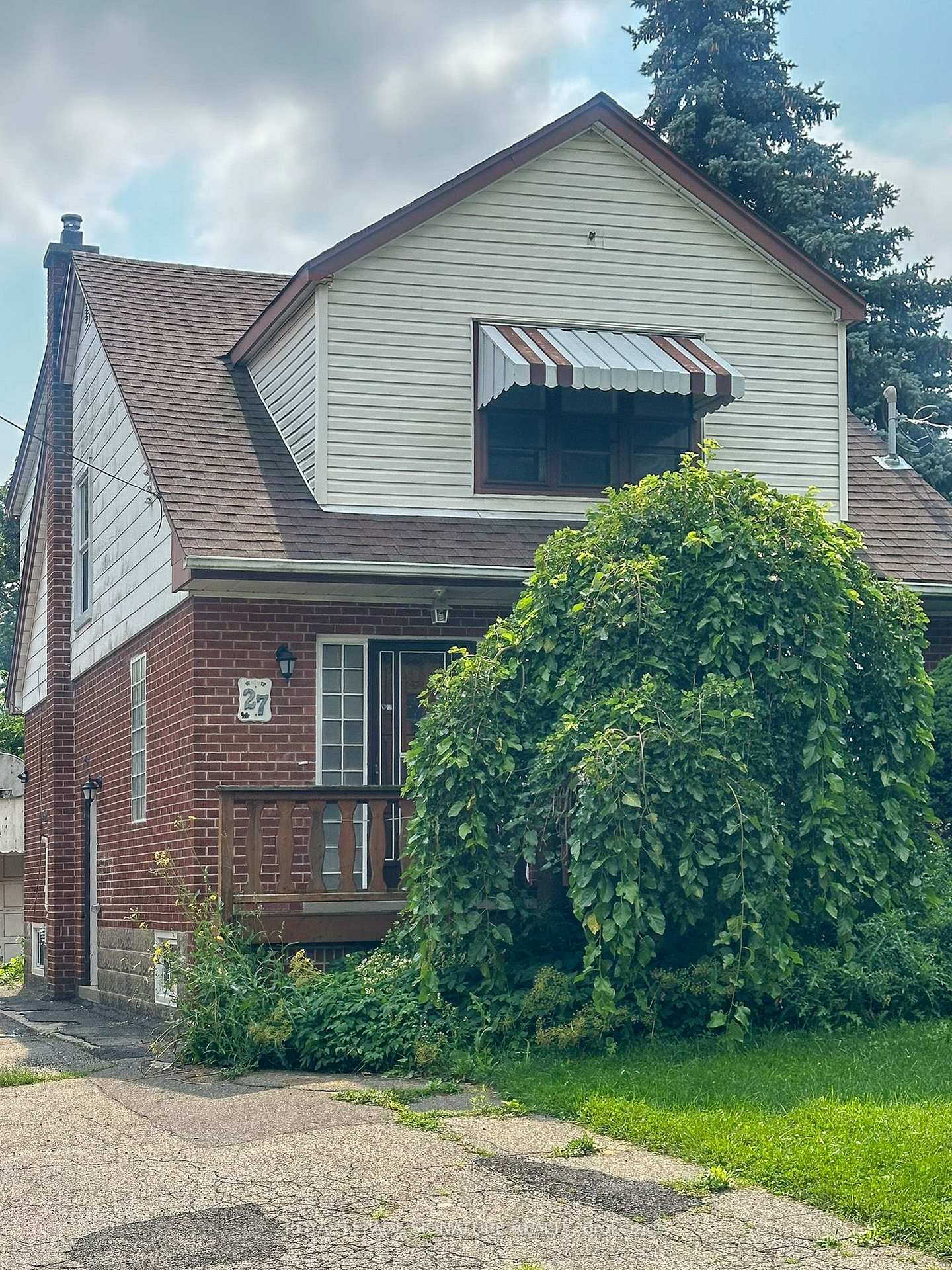 Photo 5 of Unit A122, 27 Millen Avenue, Hamilton, Centremount — HOMEH