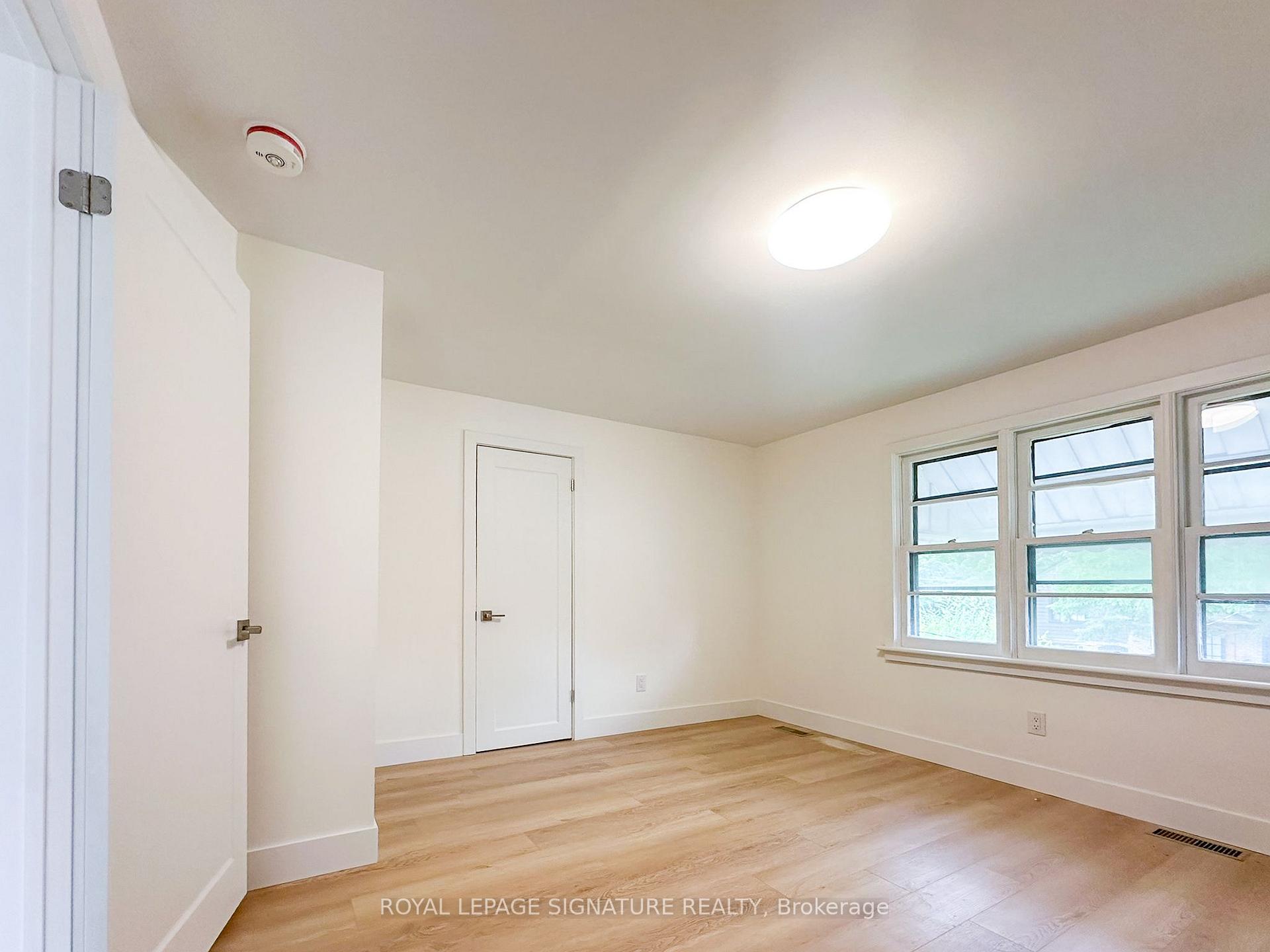 Photo 14 of Unit A122, 27 Millen Avenue, Hamilton, Centremount — HOMEH