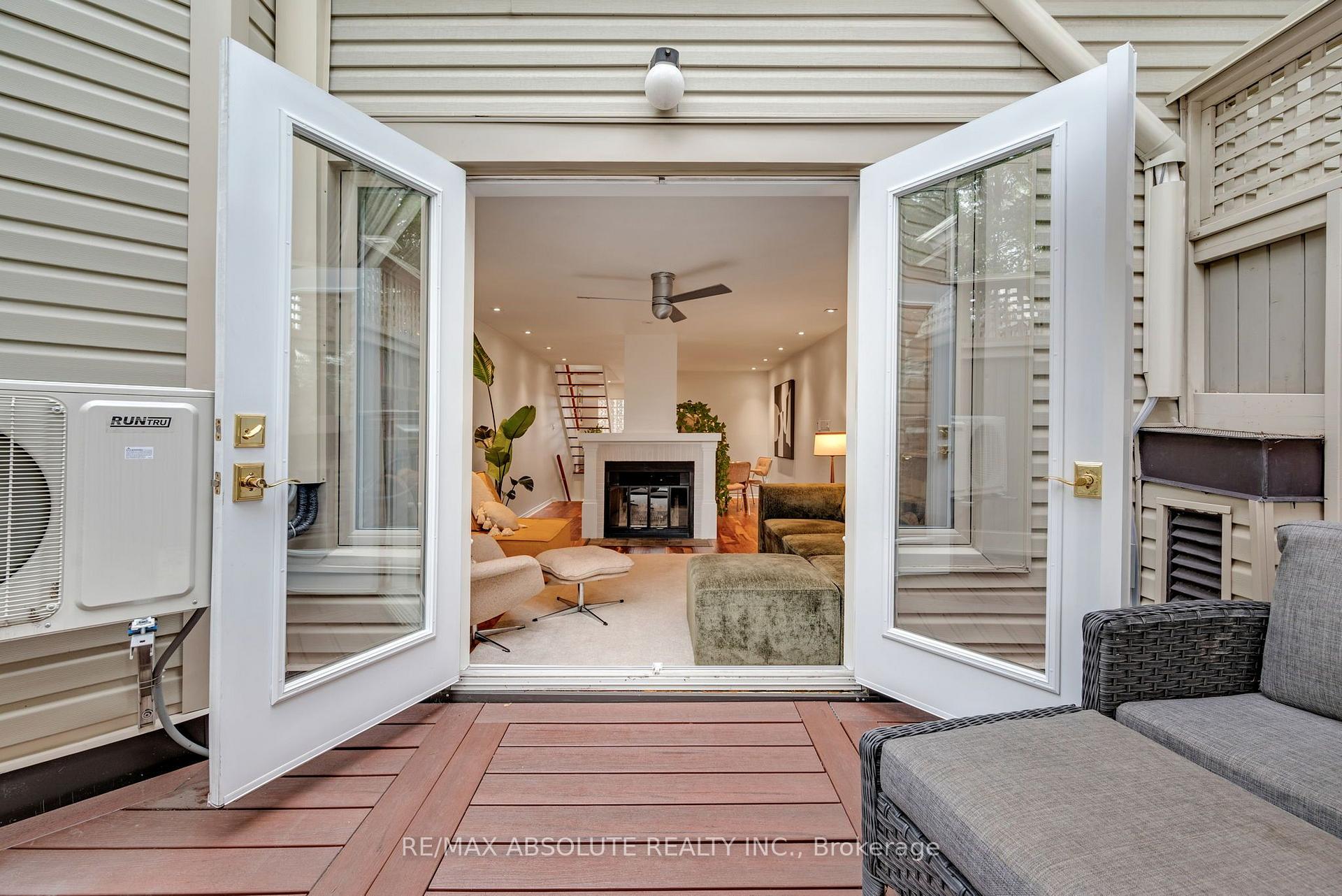 Photo 18 of Unit 16, 20 Charlevoix Street, Ottawa, Vanier — HOMEH