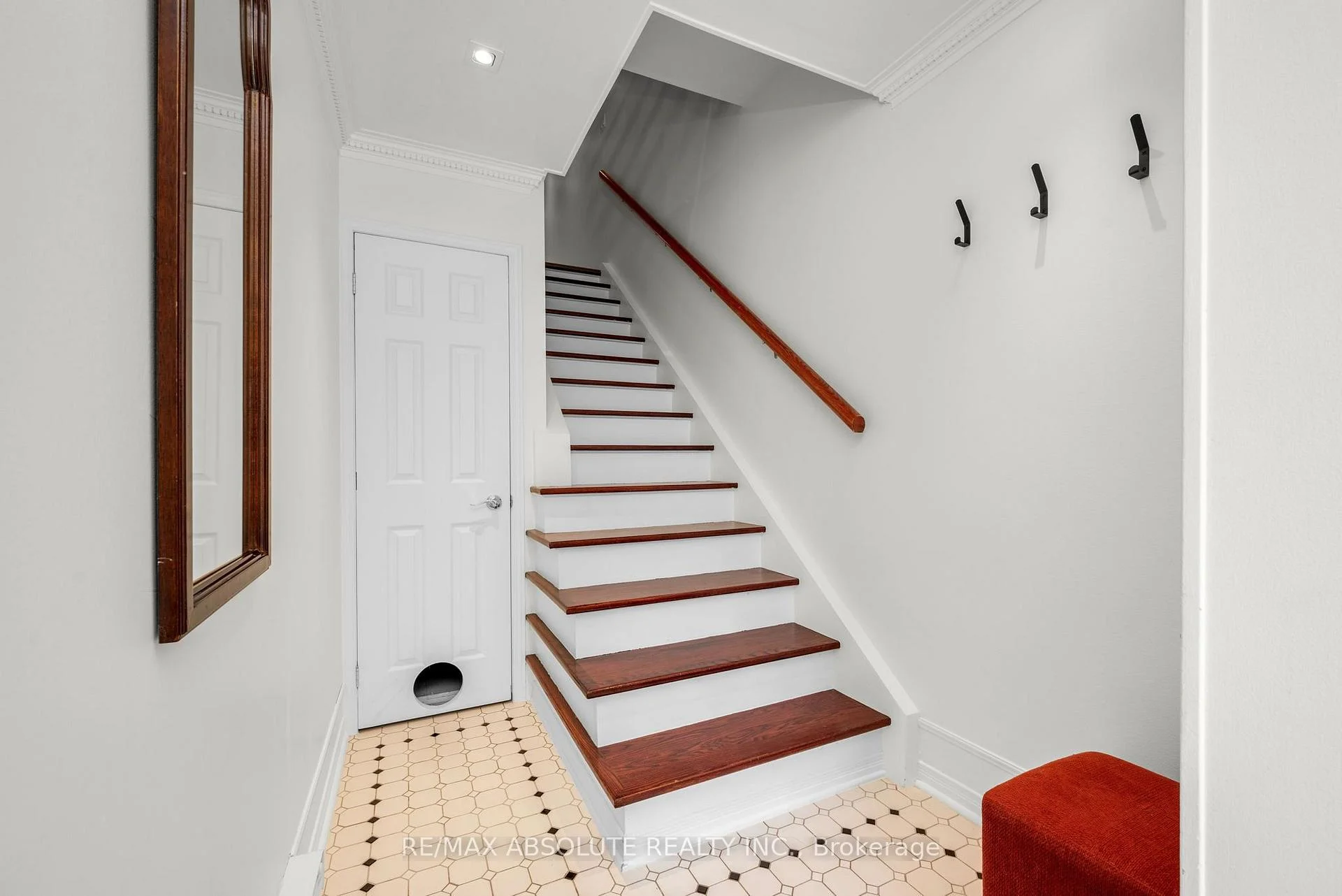 Photo 12 of Unit 16, 20 Charlevoix Street, Ottawa, Vanier — HOMEH