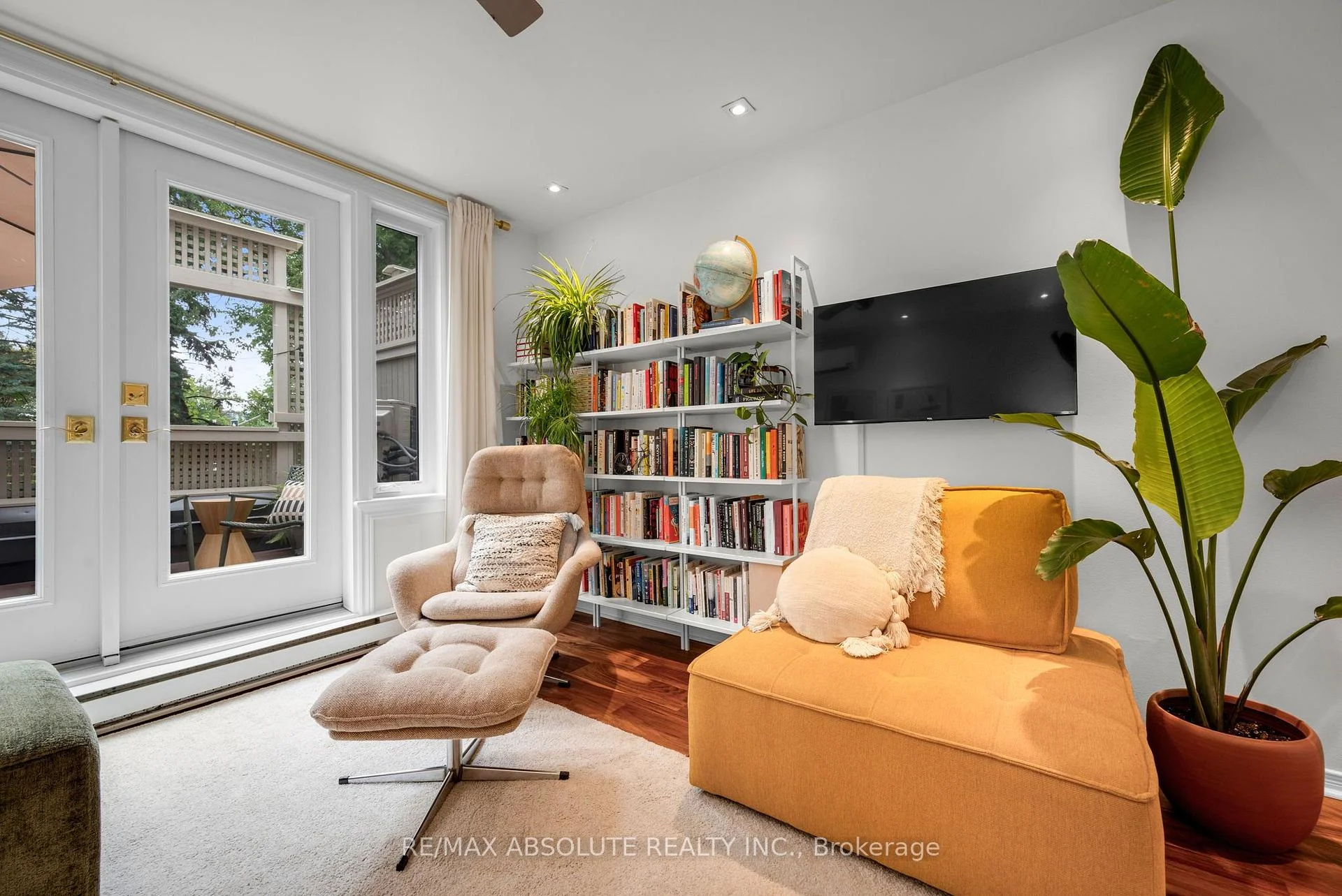 Photo 17 of Unit 16, 20 Charlevoix Street, Ottawa, Vanier — HOMEH