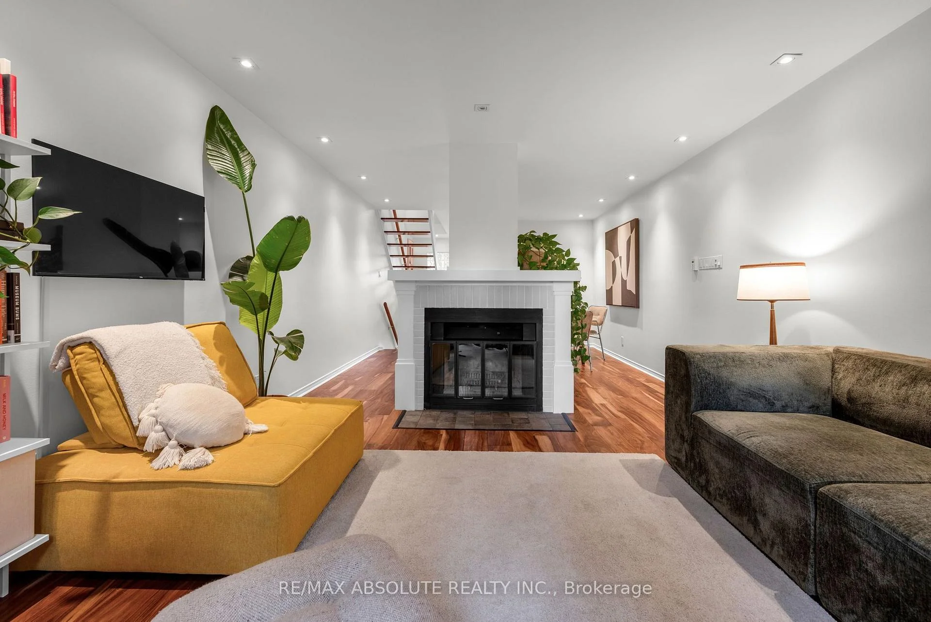 Photo 28 of Unit 16, 20 Charlevoix Street, Ottawa, Vanier — HOMEH