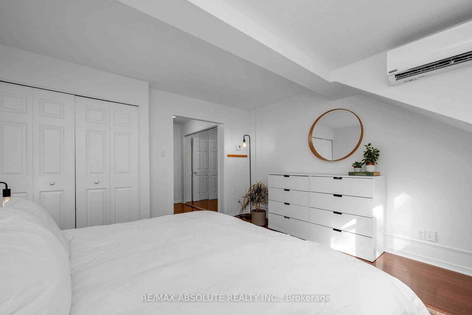 Photo 61 of Unit 16, 20 Charlevoix Street, Ottawa, Vanier — HOMEH