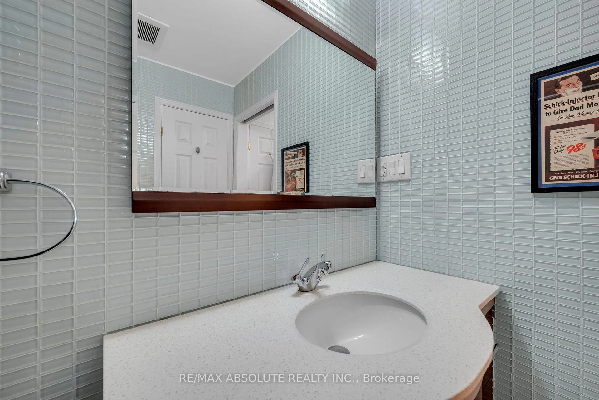 Photo 66 of Unit 16, 20 Charlevoix Street, Ottawa, Vanier — HOMEH