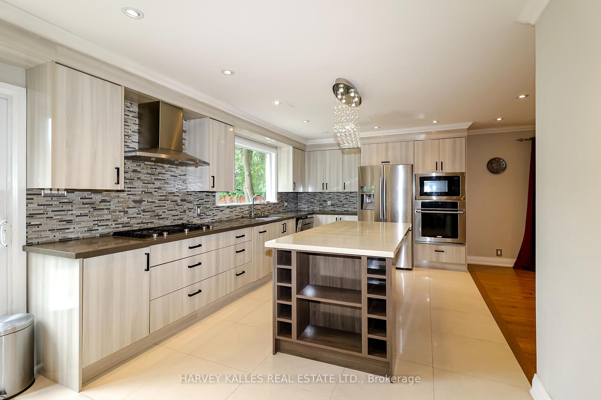 Photo 5 of 54 Aileen Road, Markham, Aileen-Willowbrook — HOMEH