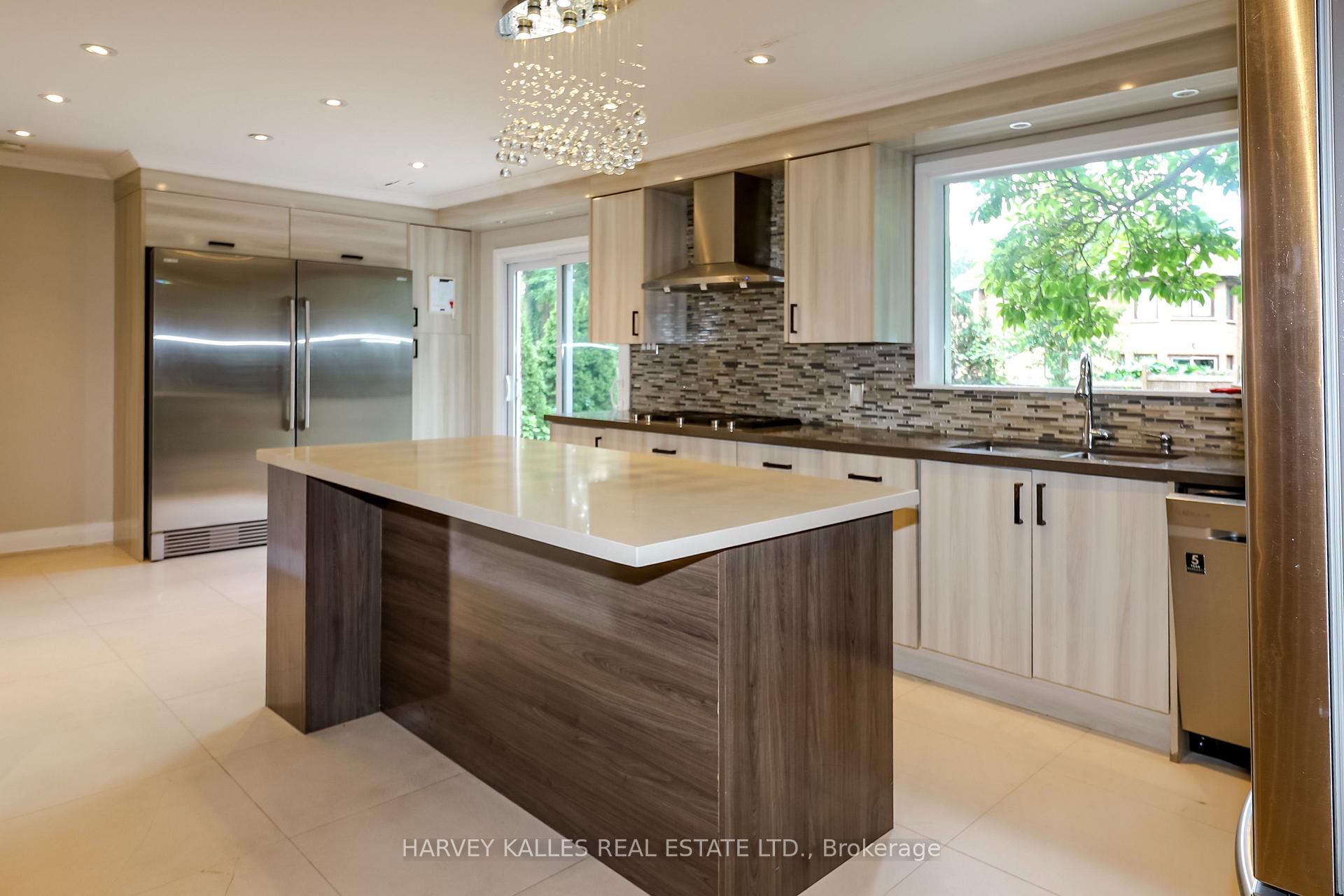 Photo 16 of 54 Aileen Road, Markham, Aileen-Willowbrook — HOMEH