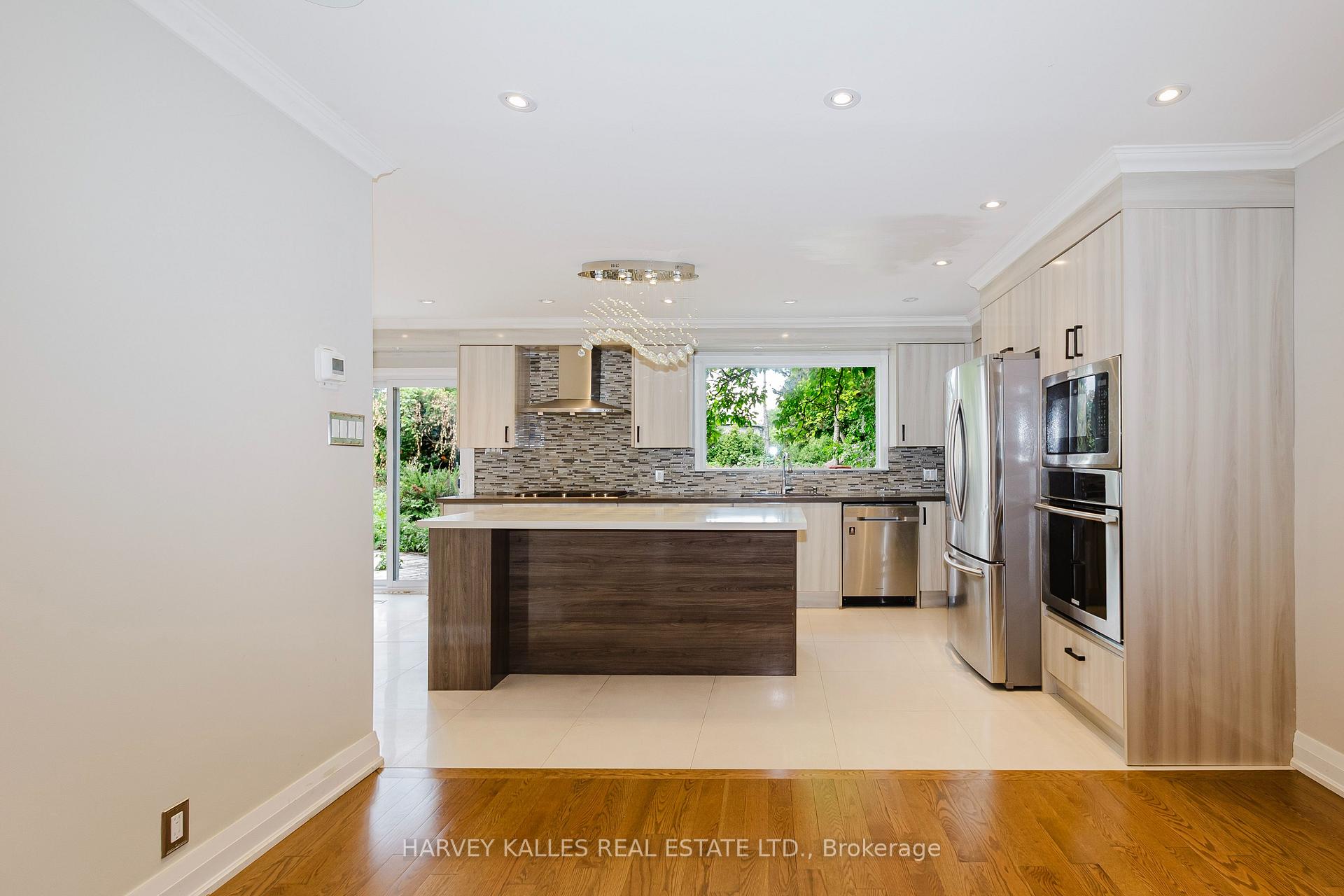 Photo 18 of 54 Aileen Road, Markham, Aileen-Willowbrook — HOMEH