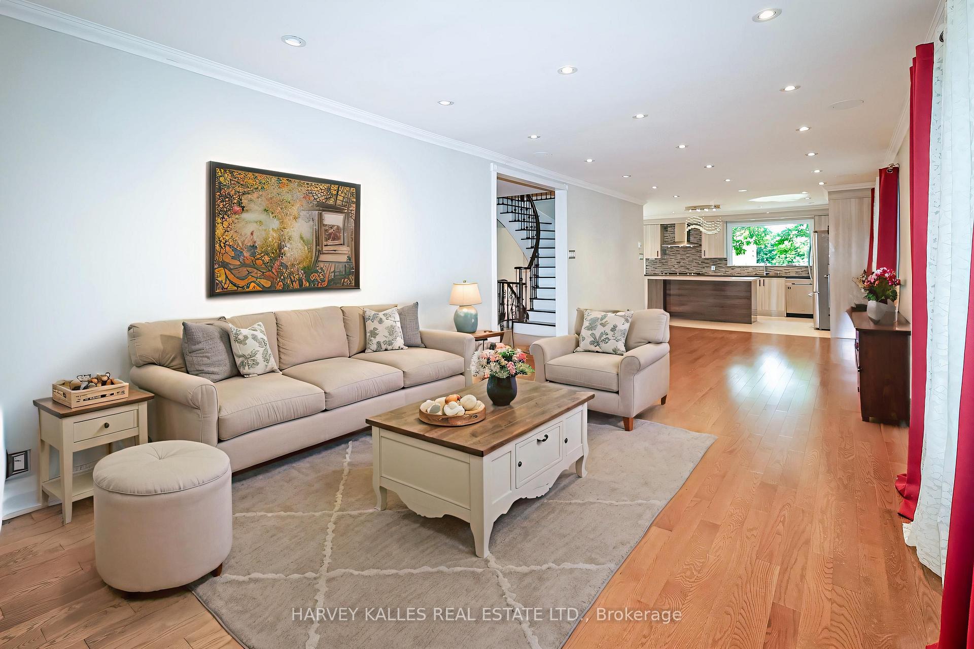 Photo 33 of 54 Aileen Road, Markham, Aileen-Willowbrook — HOMEH