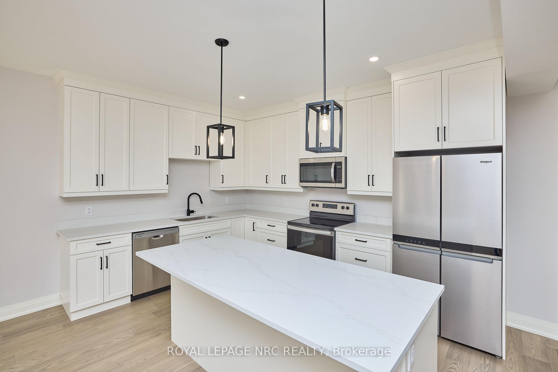 Photo 4 of 196 Hodgkins Avenue, Thorold, Allanburg/Thorold South — HOMEH