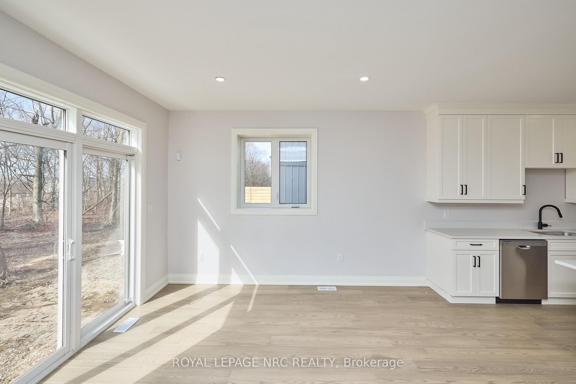 Photo 12 of 196 Hodgkins Avenue, Thorold, Allanburg/Thorold South — HOMEH