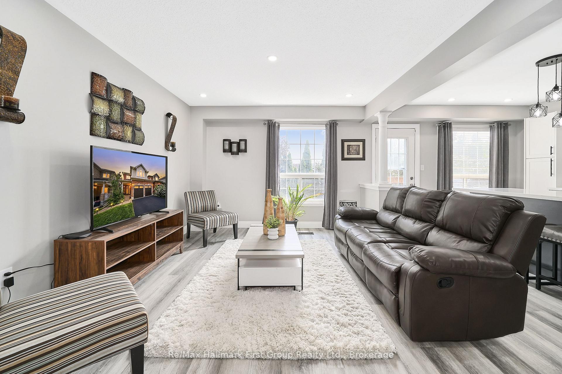 Photo 15 of 93 Trudeau Drive, Clarington, Bowmanville — HOMEH