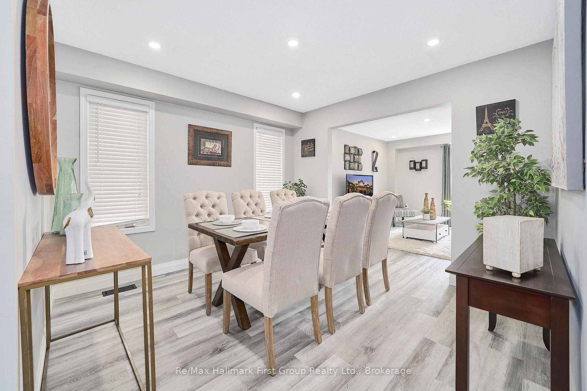 Photo 19 of 93 Trudeau Drive, Clarington, Bowmanville — HOMEH