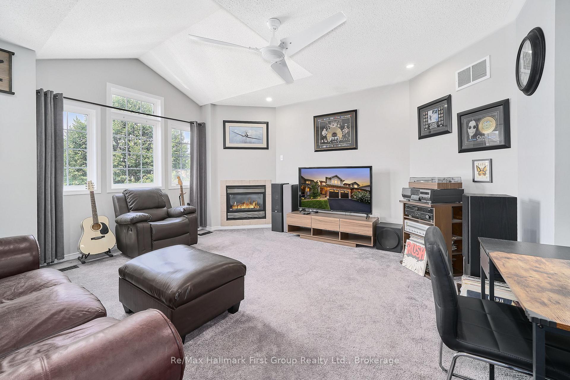 Photo 21 of 93 Trudeau Drive, Clarington, Bowmanville — HOMEH