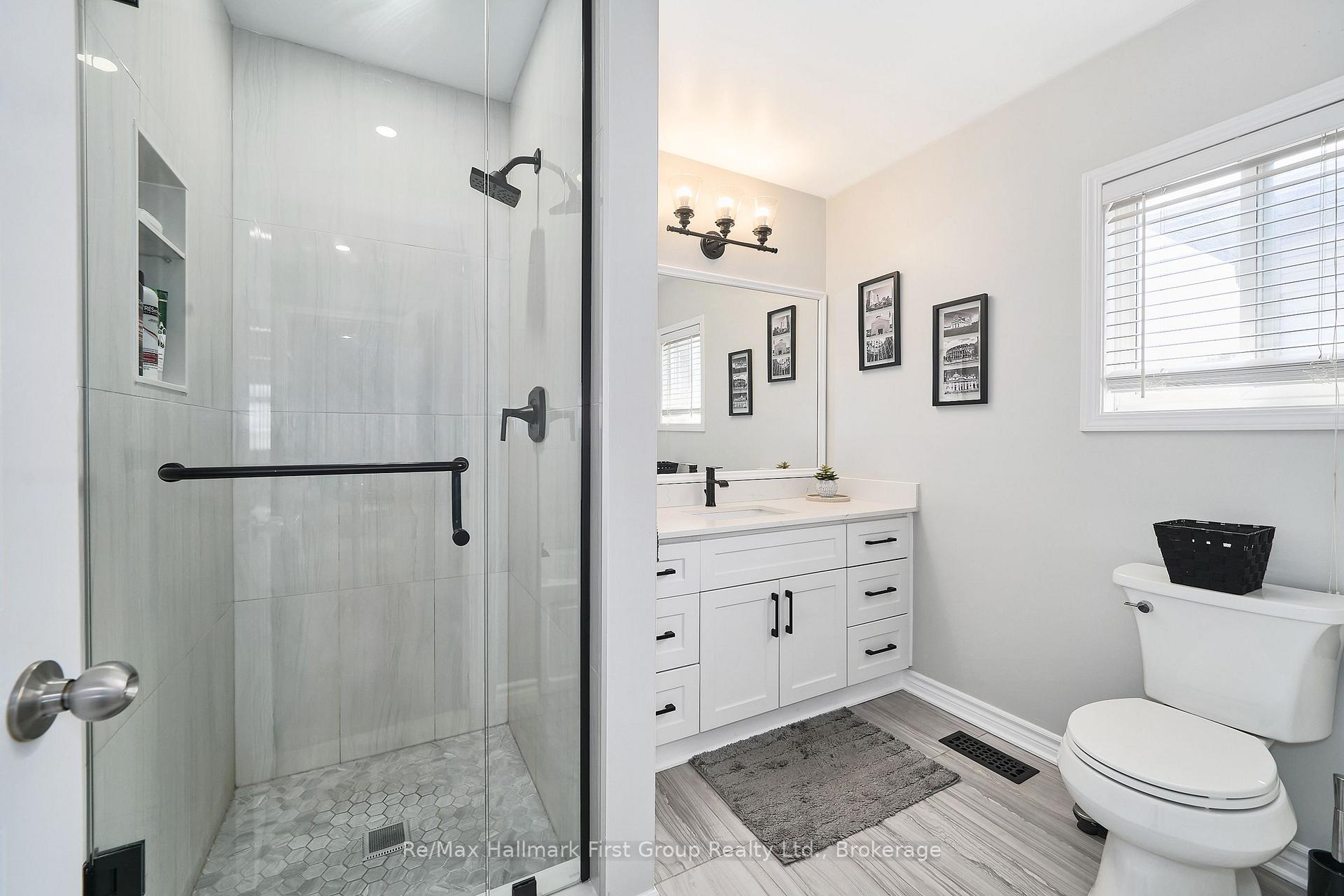 Photo 27 of 93 Trudeau Drive, Clarington, Bowmanville — HOMEH
