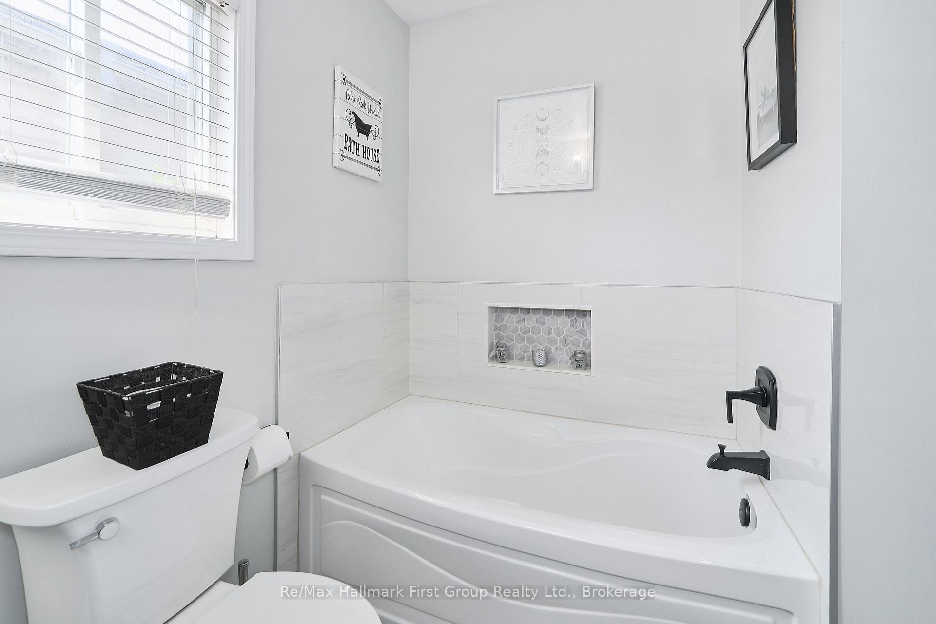 Photo 29 of 93 Trudeau Drive, Clarington, Bowmanville — HOMEH