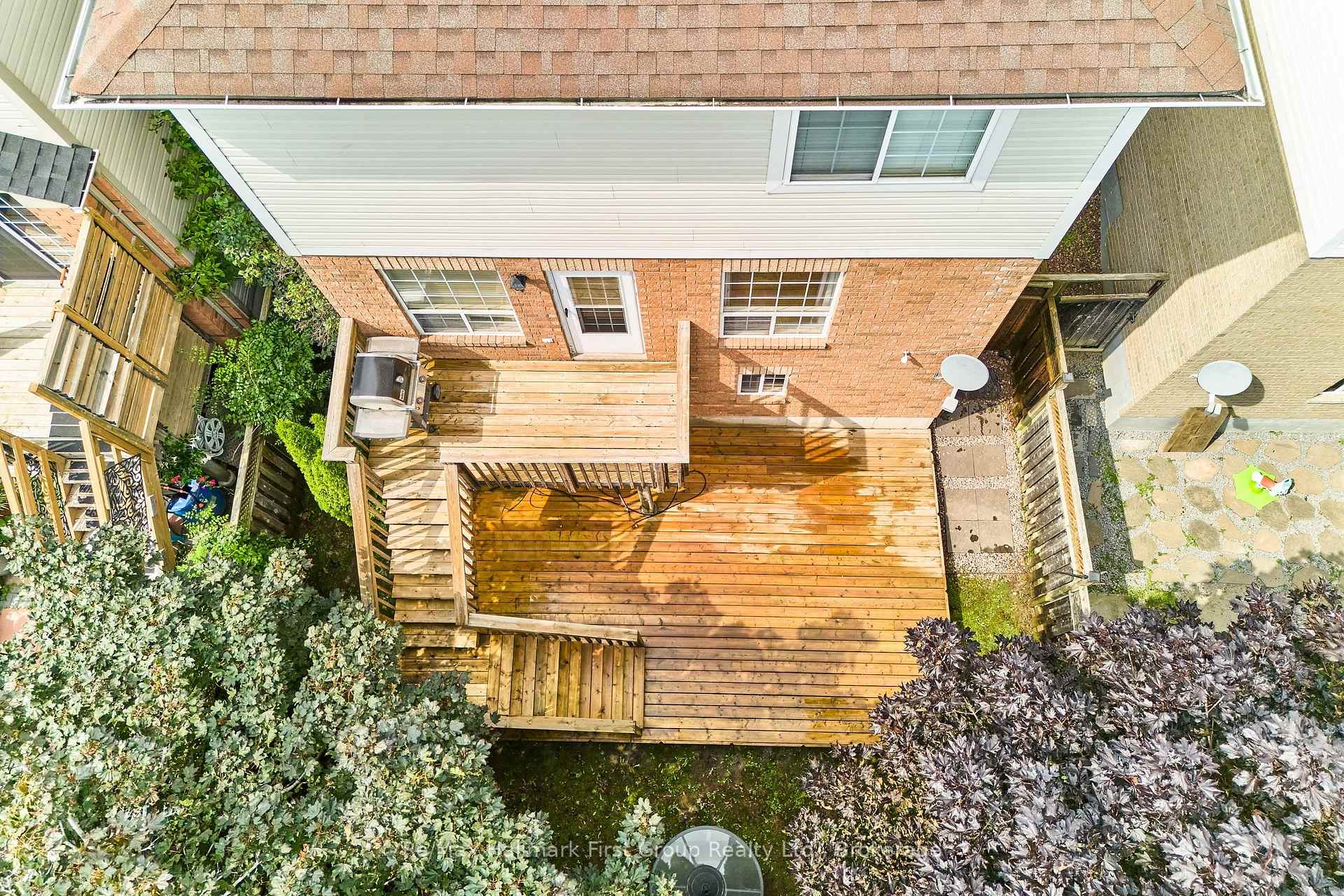 Photo 38 of 93 Trudeau Drive, Clarington, Bowmanville — HOMEH