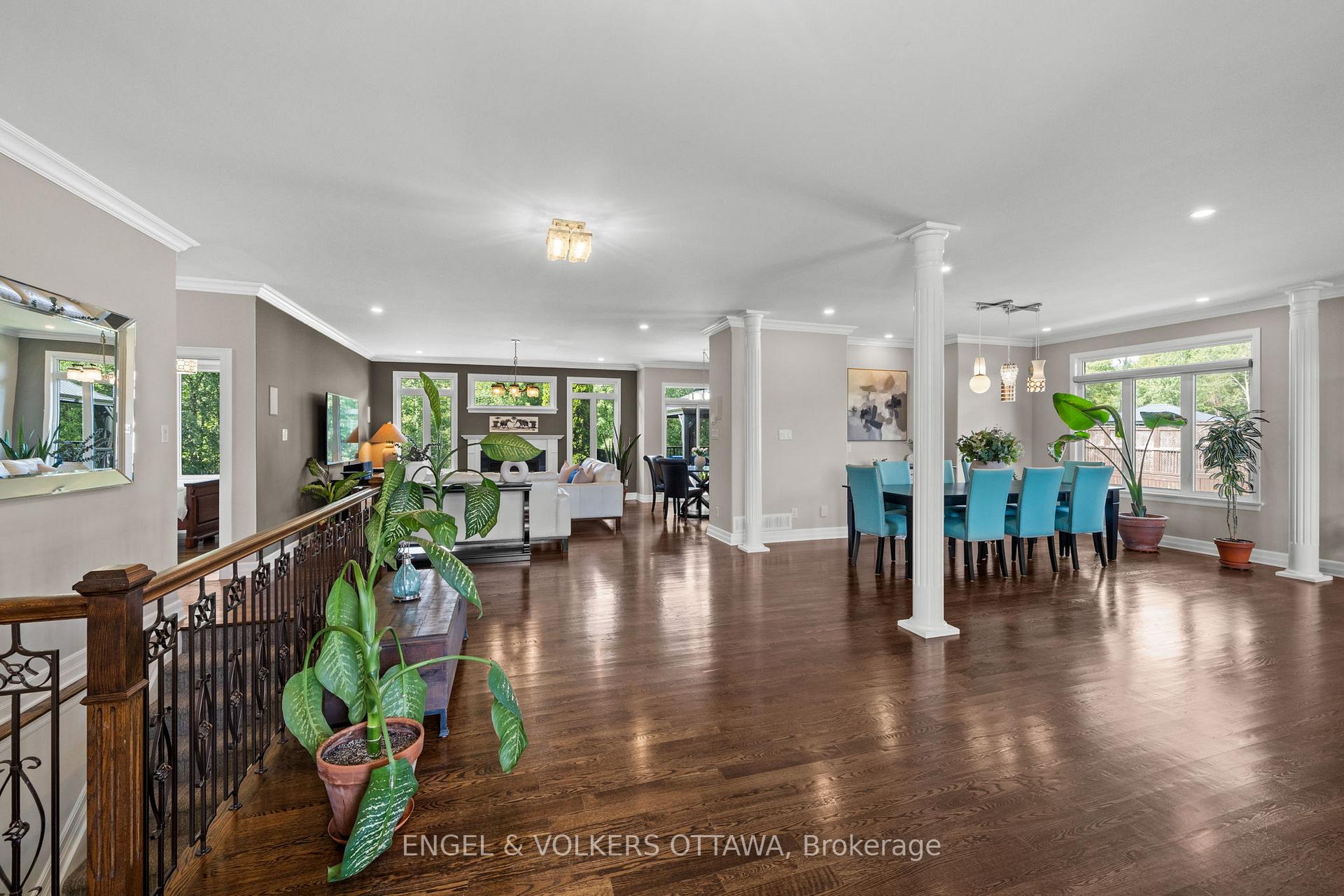 Photo 7 of 557 Tullamore Street, Ottawa, Riverside South — HOMEH