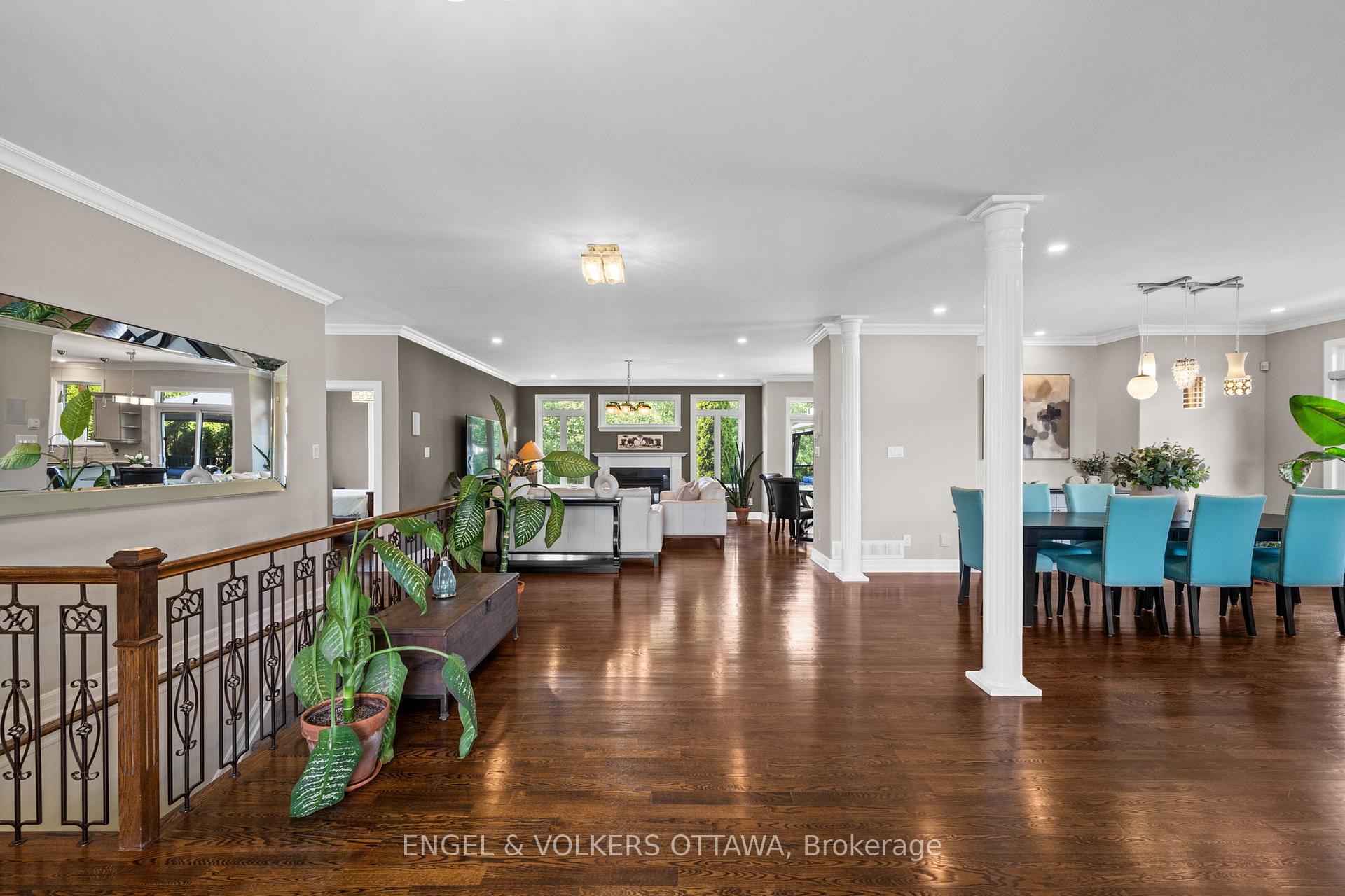Photo 8 of 557 Tullamore Street, Ottawa, Riverside South — HOMEH