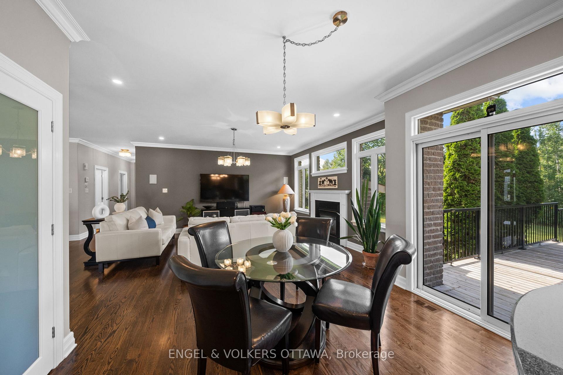 Photo 20 of 557 Tullamore Street, Ottawa, Riverside South — HOMEH