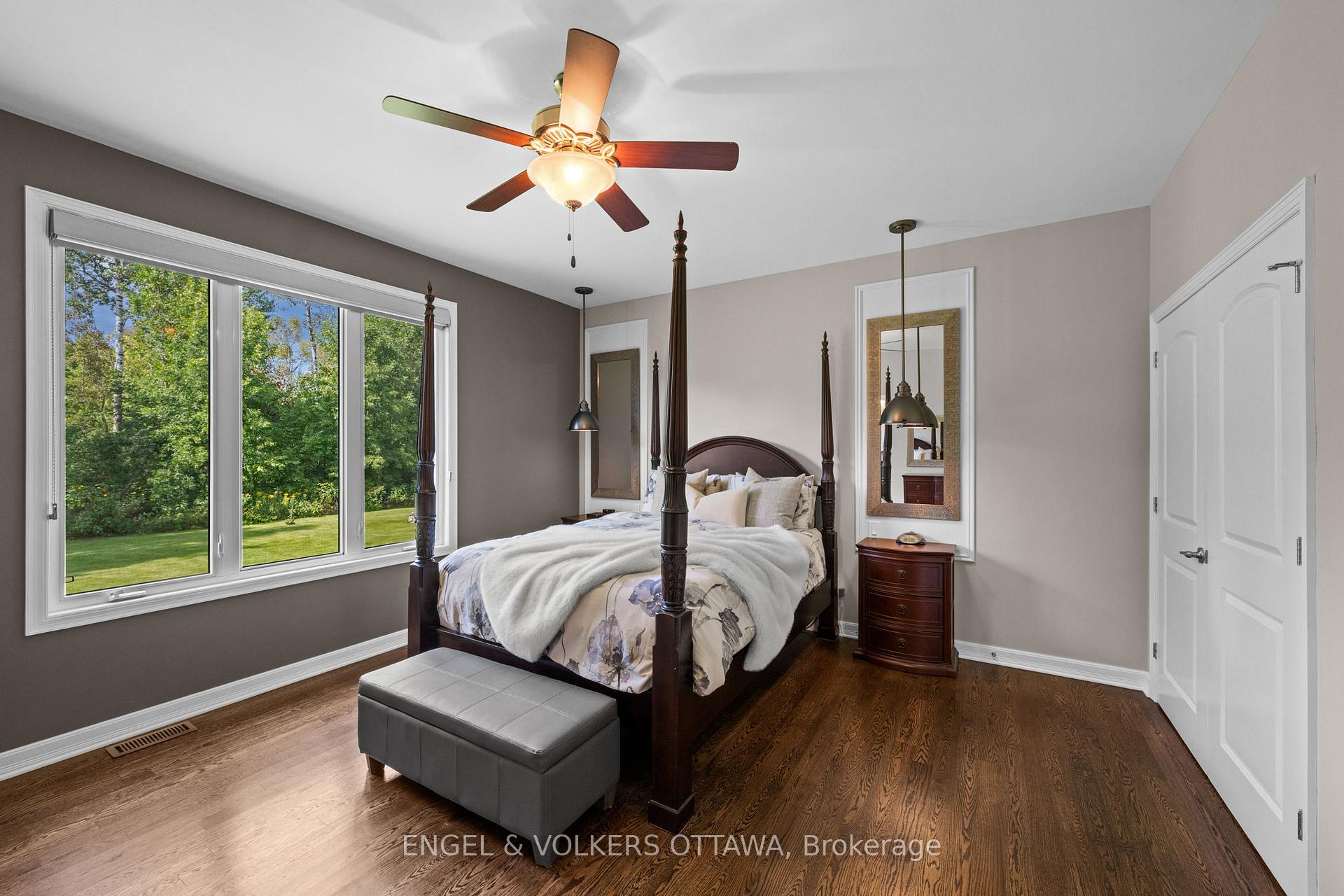 Photo 23 of 557 Tullamore Street, Ottawa, Riverside South — HOMEH