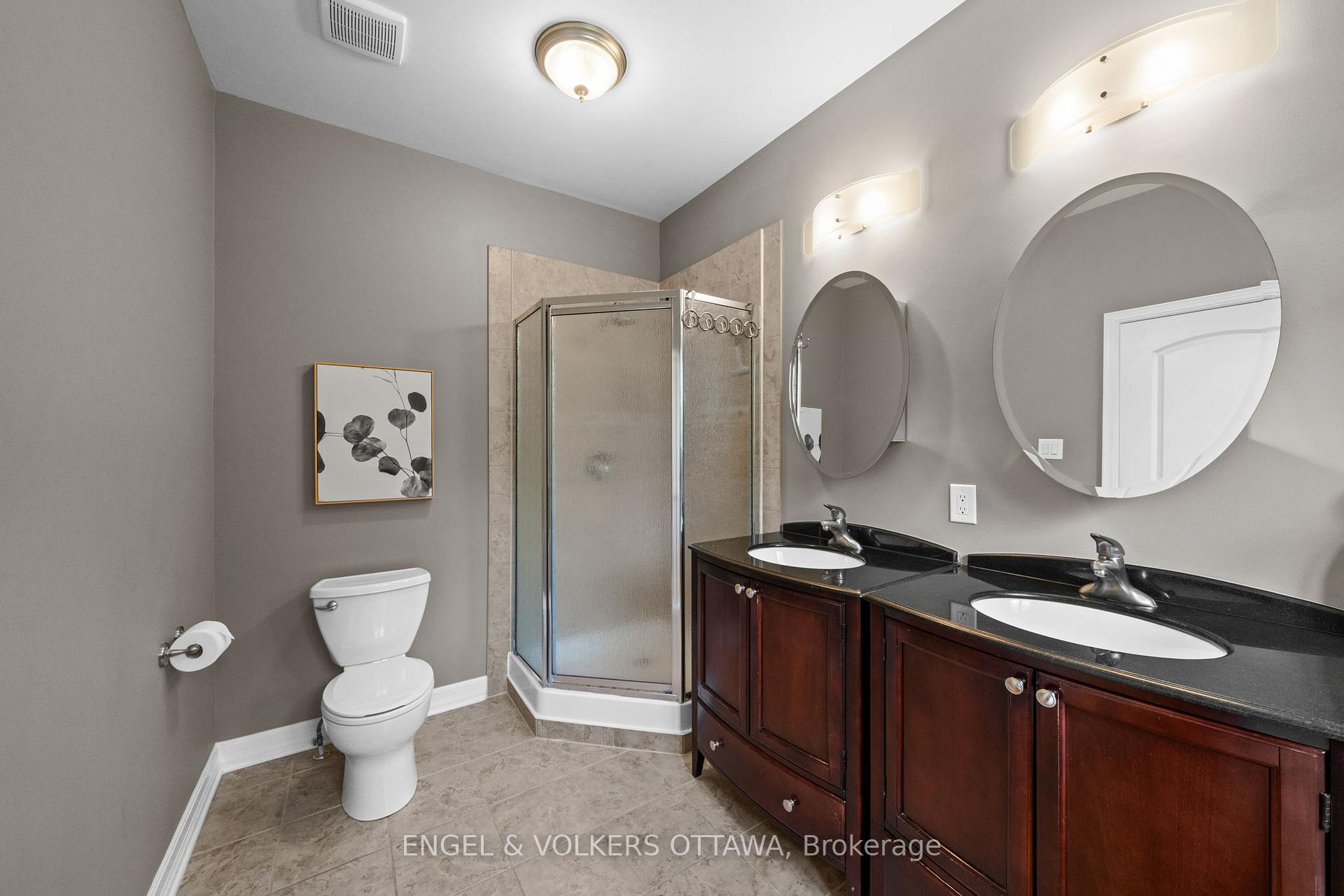Photo 25 of 557 Tullamore Street, Ottawa, Riverside South — HOMEH