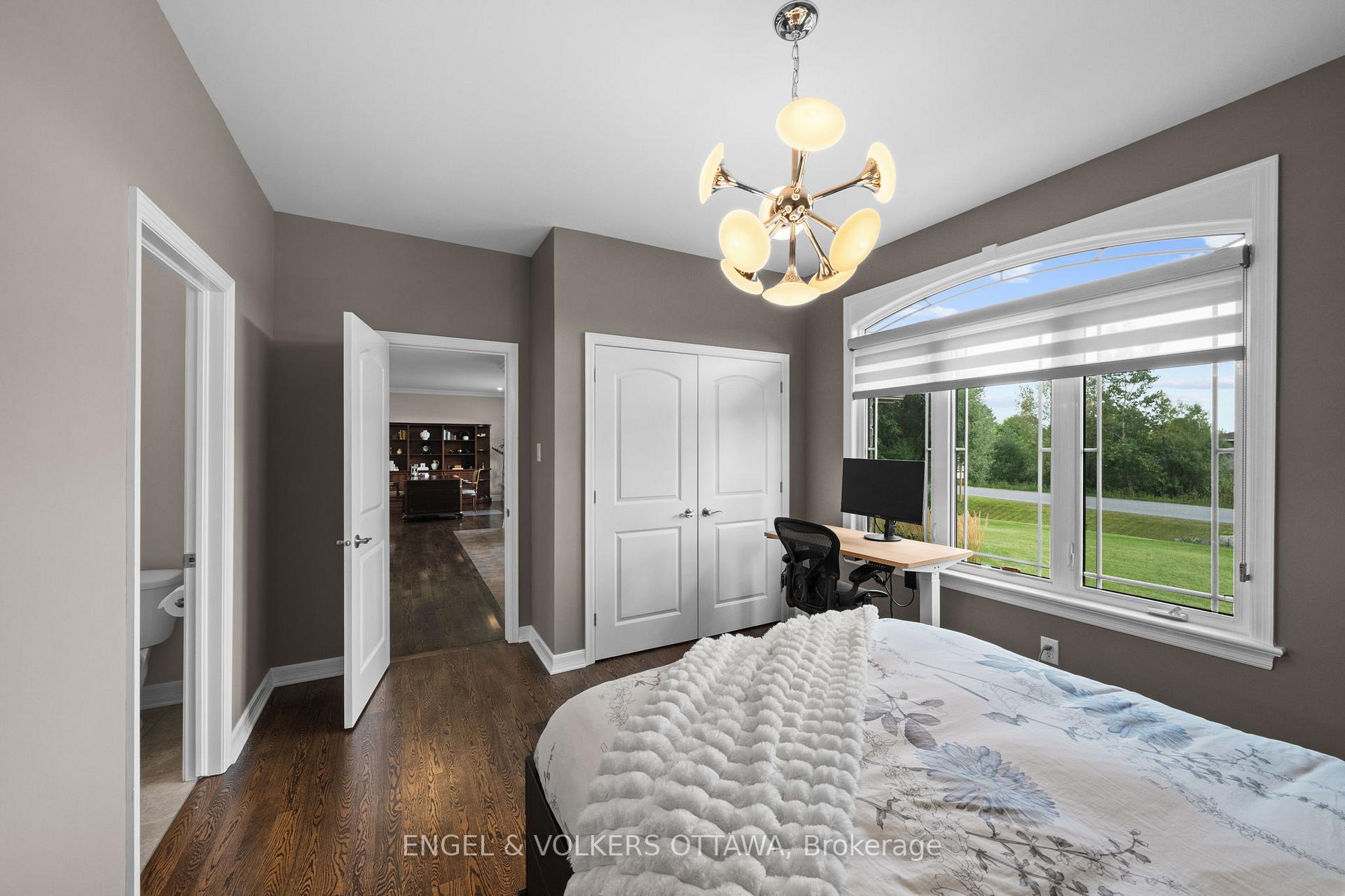 Photo 32 of 557 Tullamore Street, Ottawa, Riverside South — HOMEH