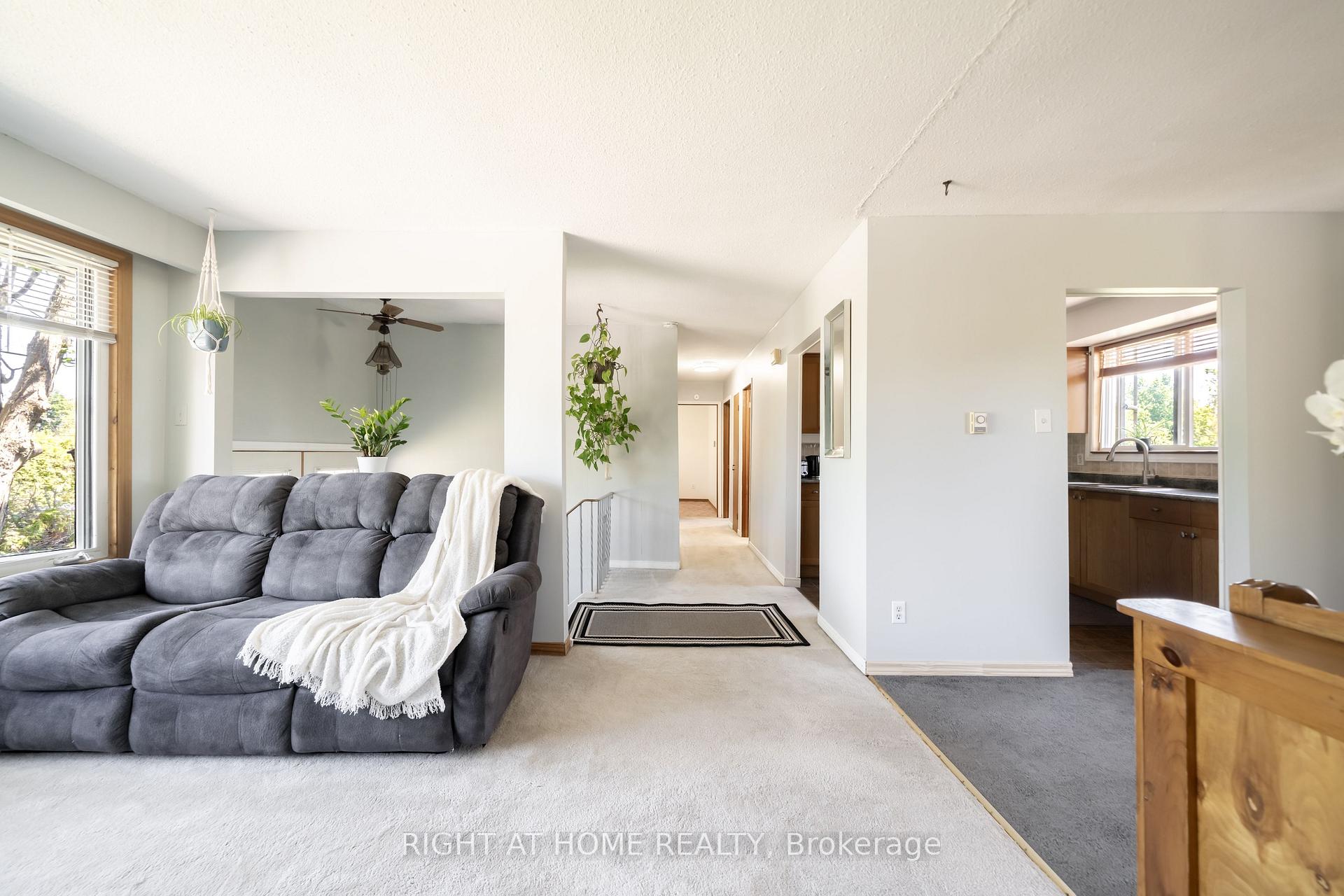 Photo 10 of 4654 Mcneil Street, Ramara, Atherley — HOMEH