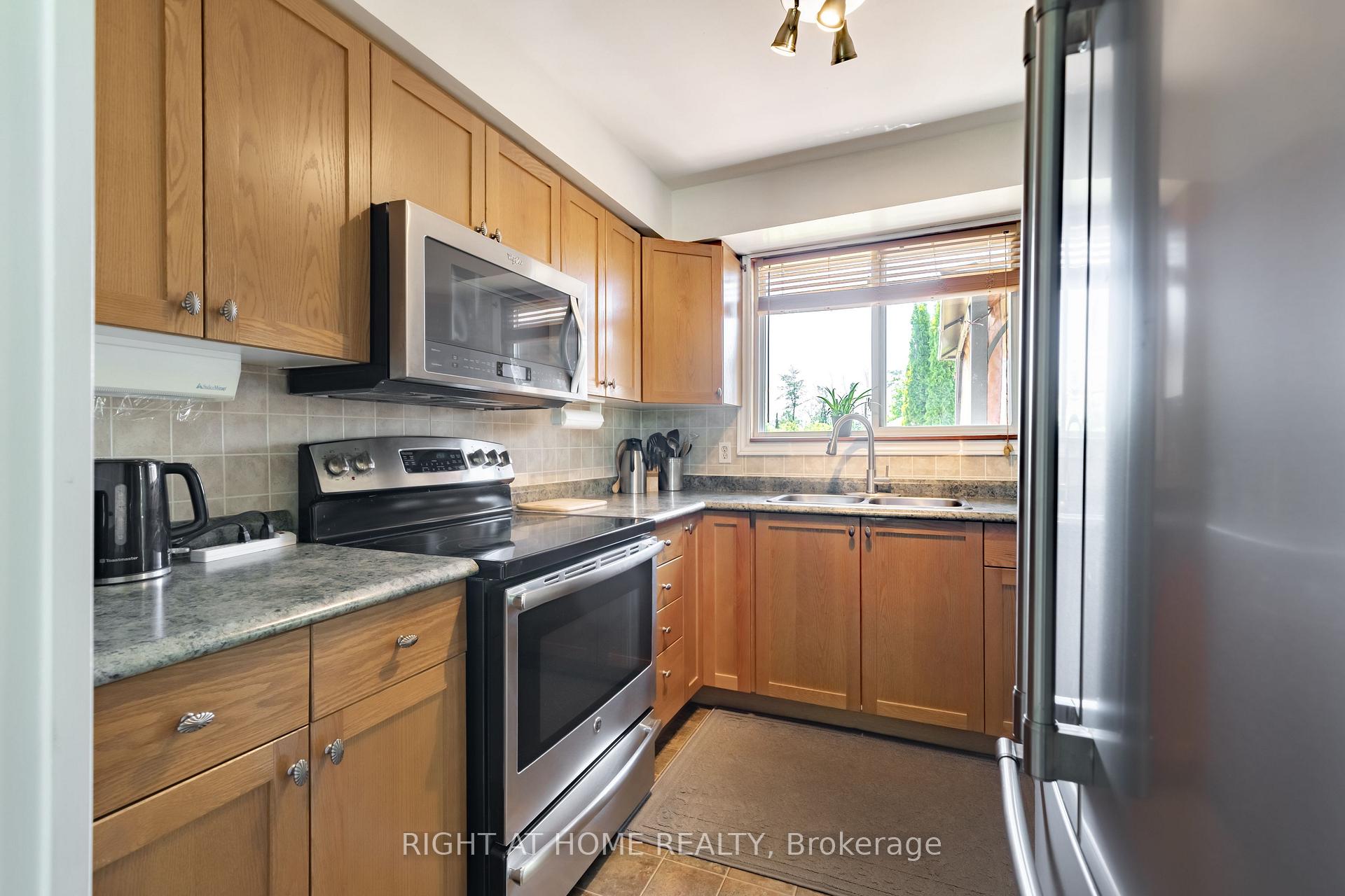 Photo 16 of 4654 Mcneil Street, Ramara, Atherley — HOMEH