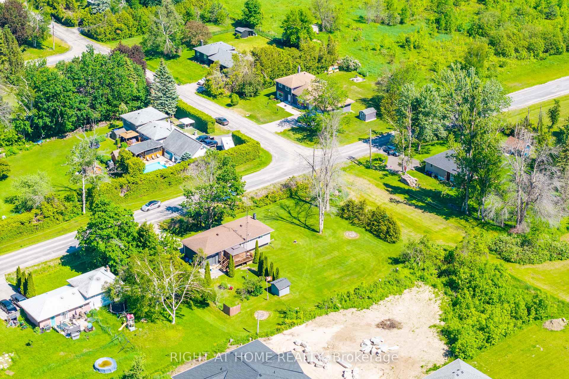 Photo 42 of 4654 Mcneil Street, Ramara, Atherley — HOMEH