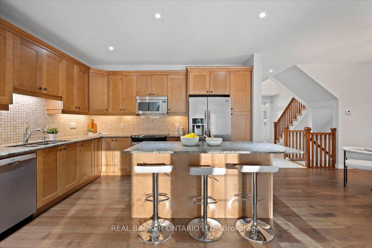 Photo 7 of Unit 22, 435 Winchester Drive, Waterloo, Beechwood West — HOMEH