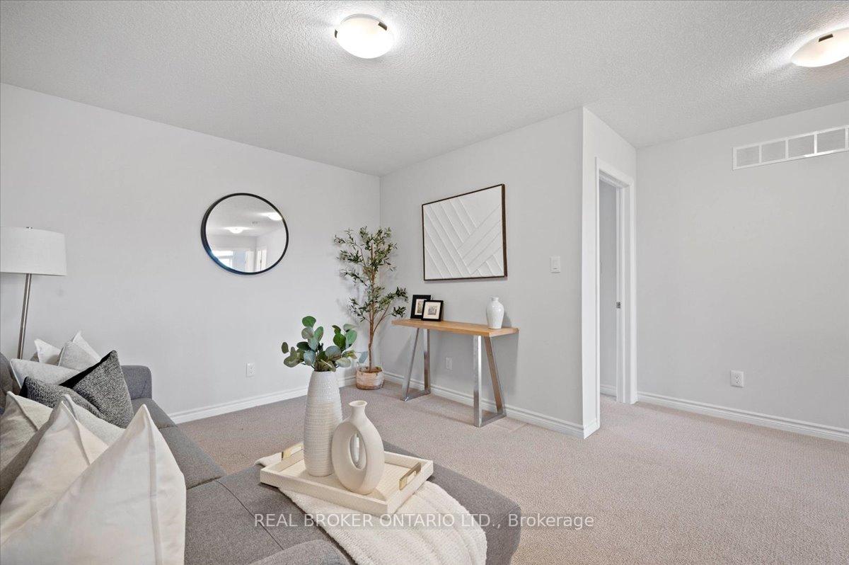 Photo 19 of Unit 22, 435 Winchester Drive, Waterloo, Beechwood West — HOMEH