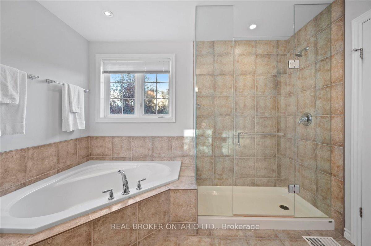 Photo 23 of Unit 22, 435 Winchester Drive, Waterloo, Beechwood West — HOMEH