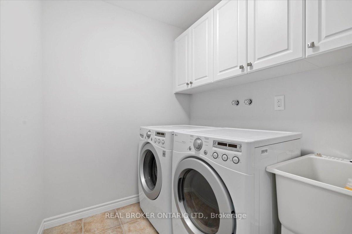 Photo 28 of Unit 22, 435 Winchester Drive, Waterloo, Beechwood West — HOMEH