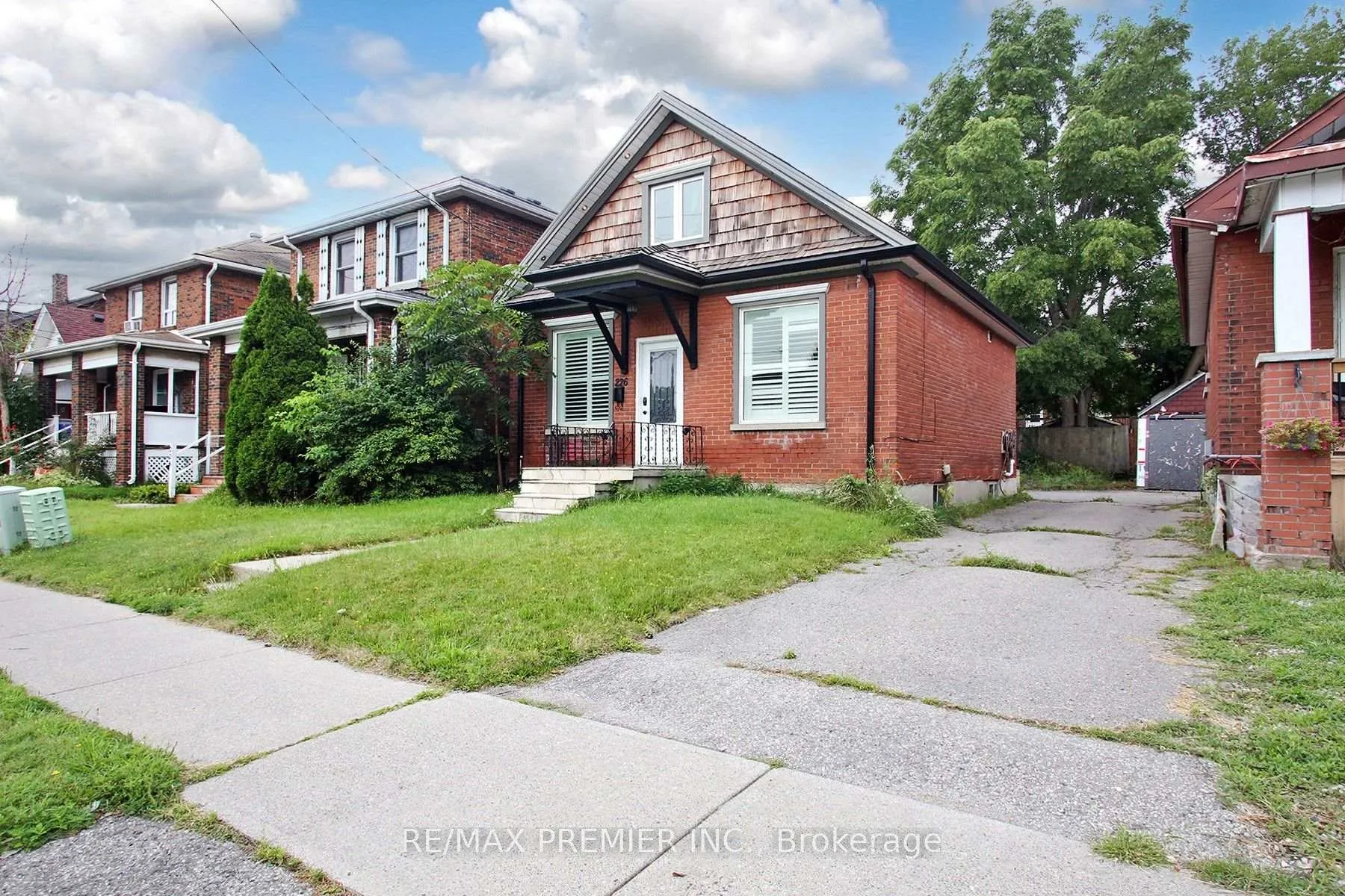 Photo 2 of 226 Ritson Road S, Oshawa, Central — HOMEH
