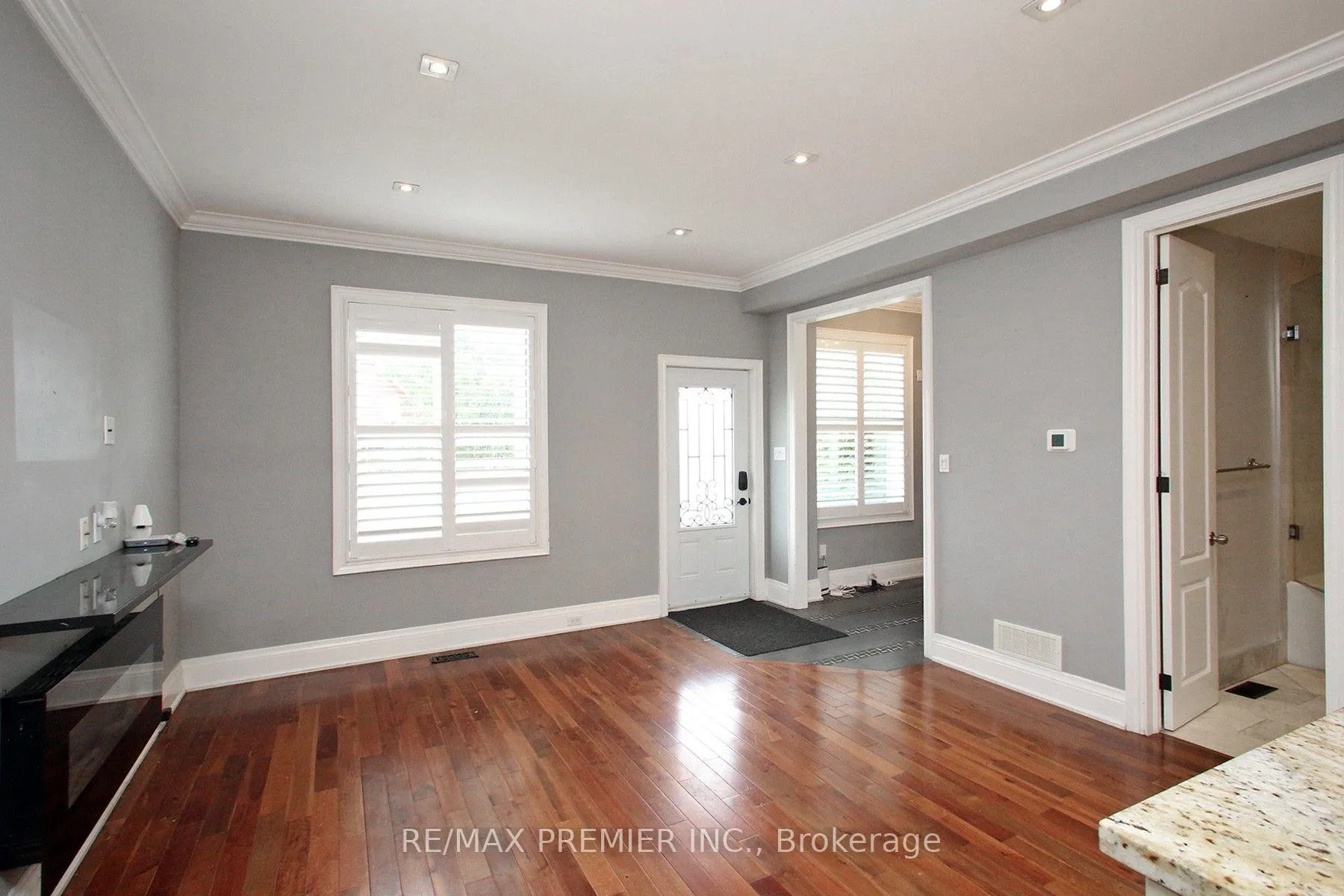 Photo 6 of 226 Ritson Road S, Oshawa, Central — HOMEH