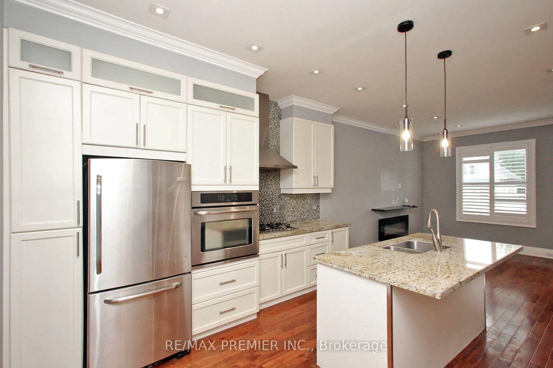 Photo 11 of 226 Ritson Road S, Oshawa, Central — HOMEH