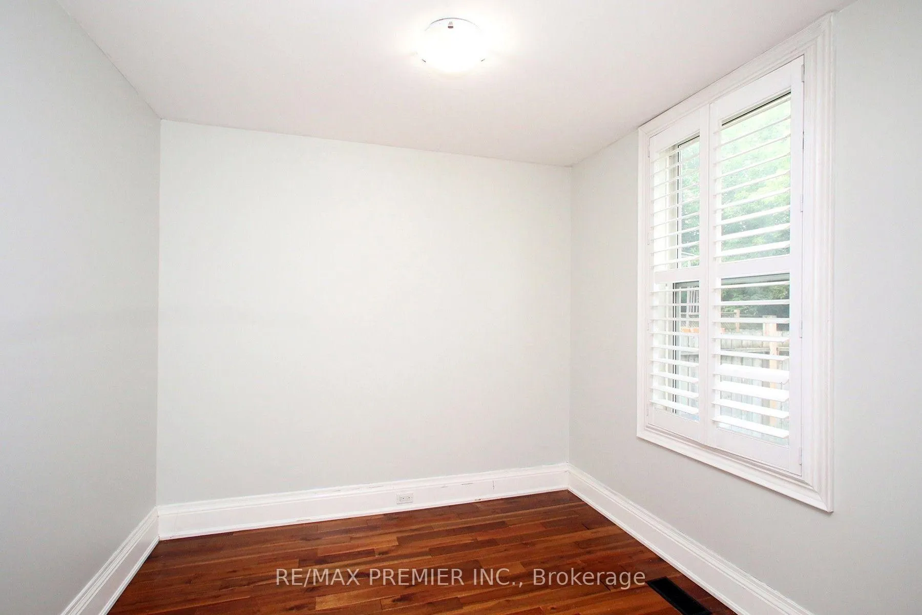 Photo 12 of 226 Ritson Road S, Oshawa, Central — HOMEH