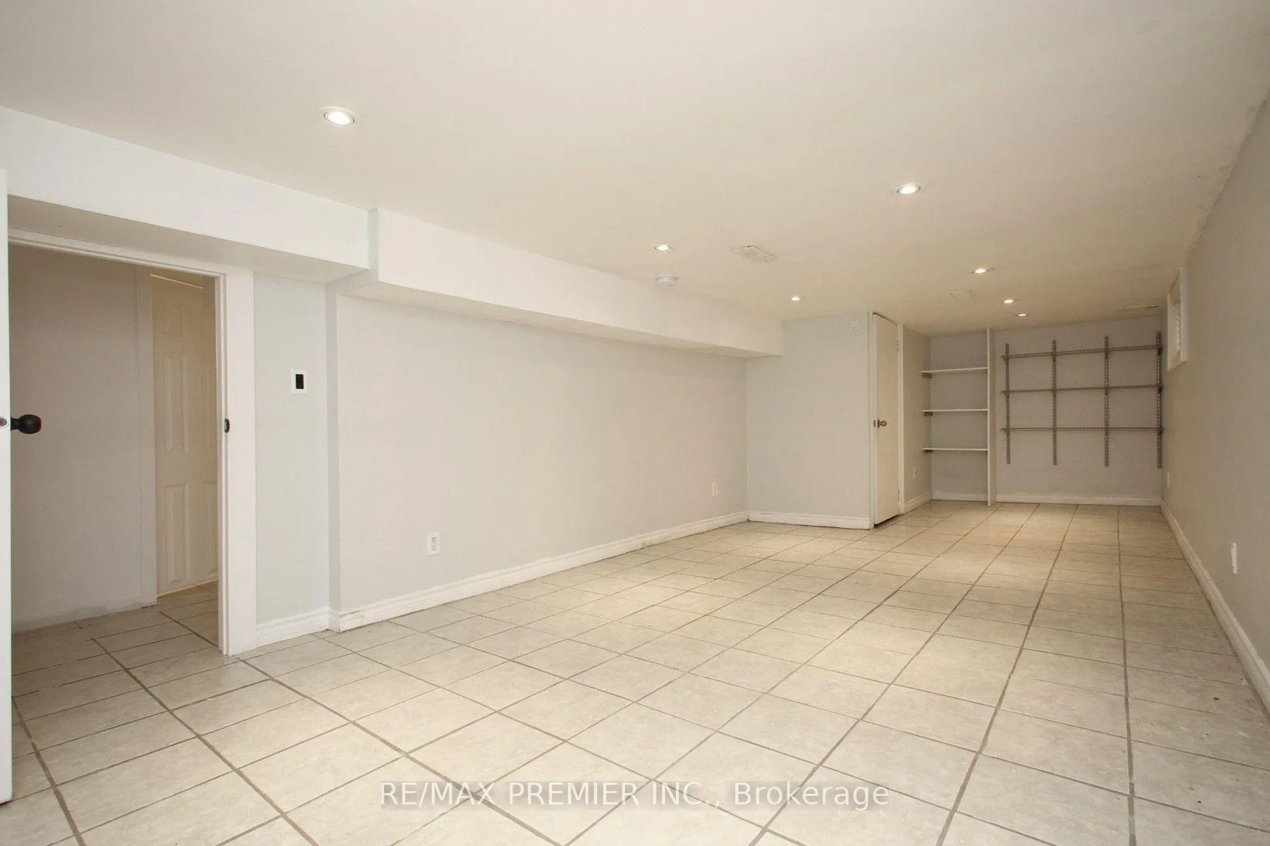 Photo 18 of 226 Ritson Road S, Oshawa, Central — HOMEH