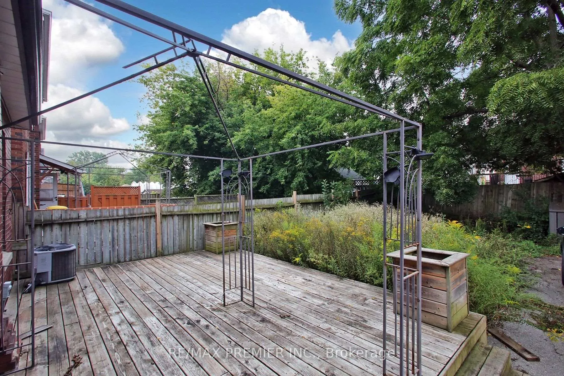 Photo 21 of 226 Ritson Road S, Oshawa, Central — HOMEH