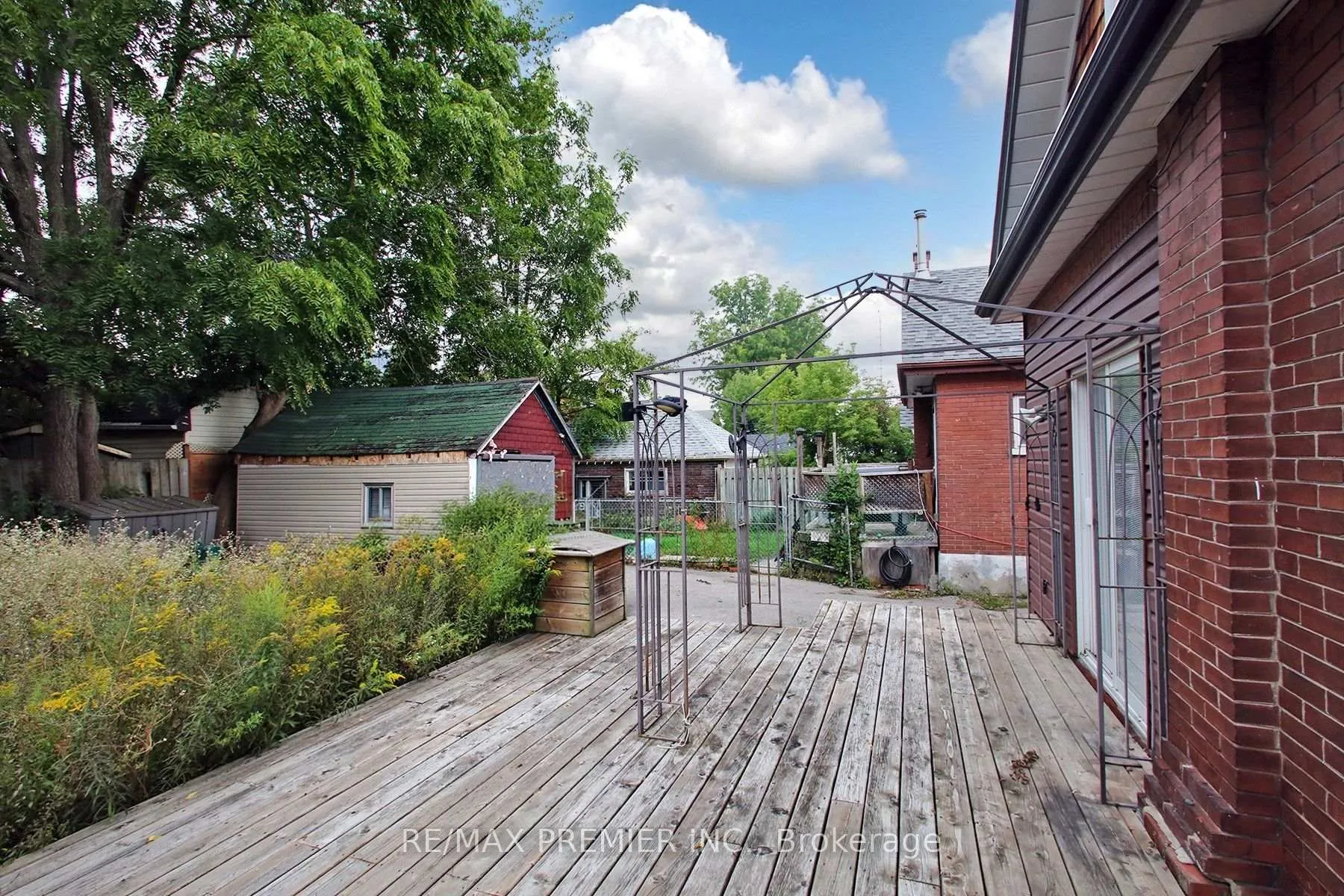 Photo 22 of 226 Ritson Road S, Oshawa, Central — HOMEH
