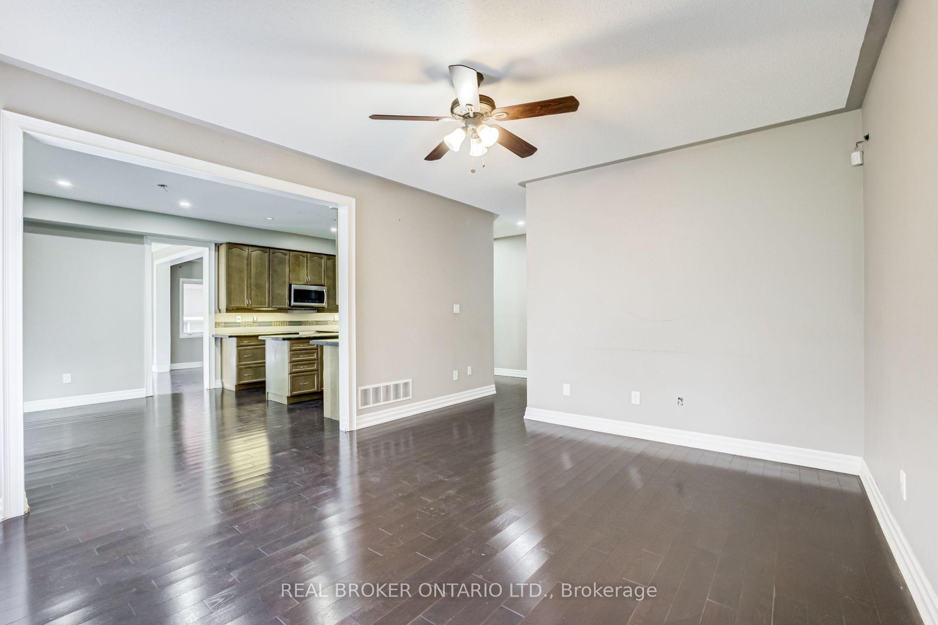 Photo 12 of 10 Coyle Street, Ajax, Northeast Ajax — HOMEH