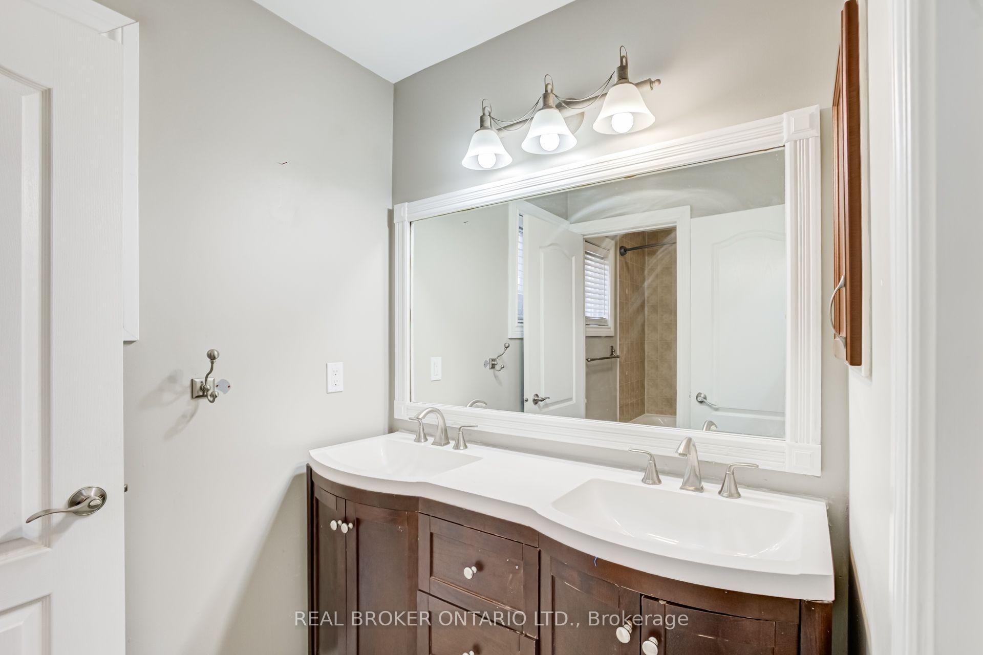Photo 26 of 10 Coyle Street, Ajax, Northeast Ajax — HOMEH