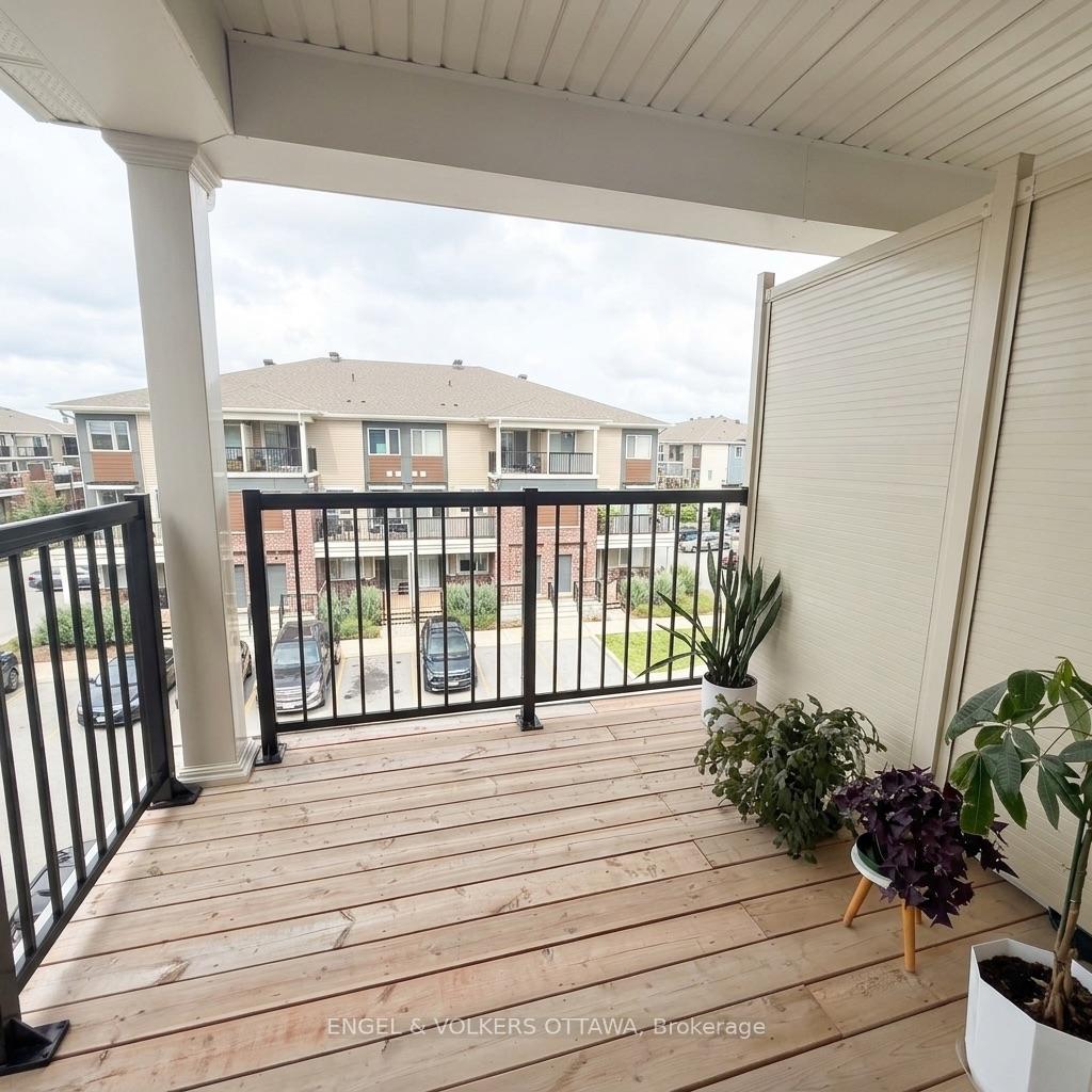 Photo 12 of 110 Lapland Private, Ottawa, Kanata - Emerald Meadows/Trailwest — HOMEH