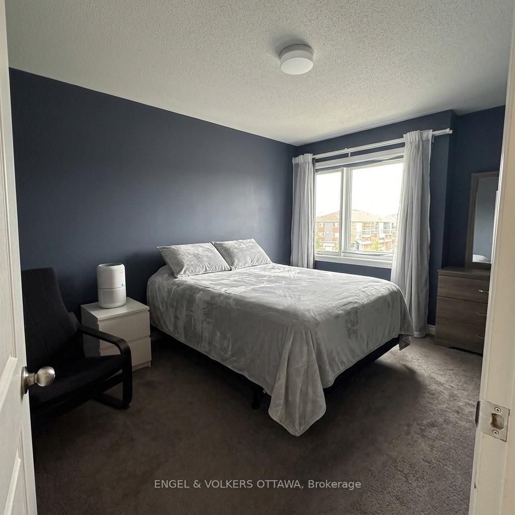 Photo 13 of 110 Lapland Private, Ottawa, Kanata - Emerald Meadows/Trailwest — HOMEH