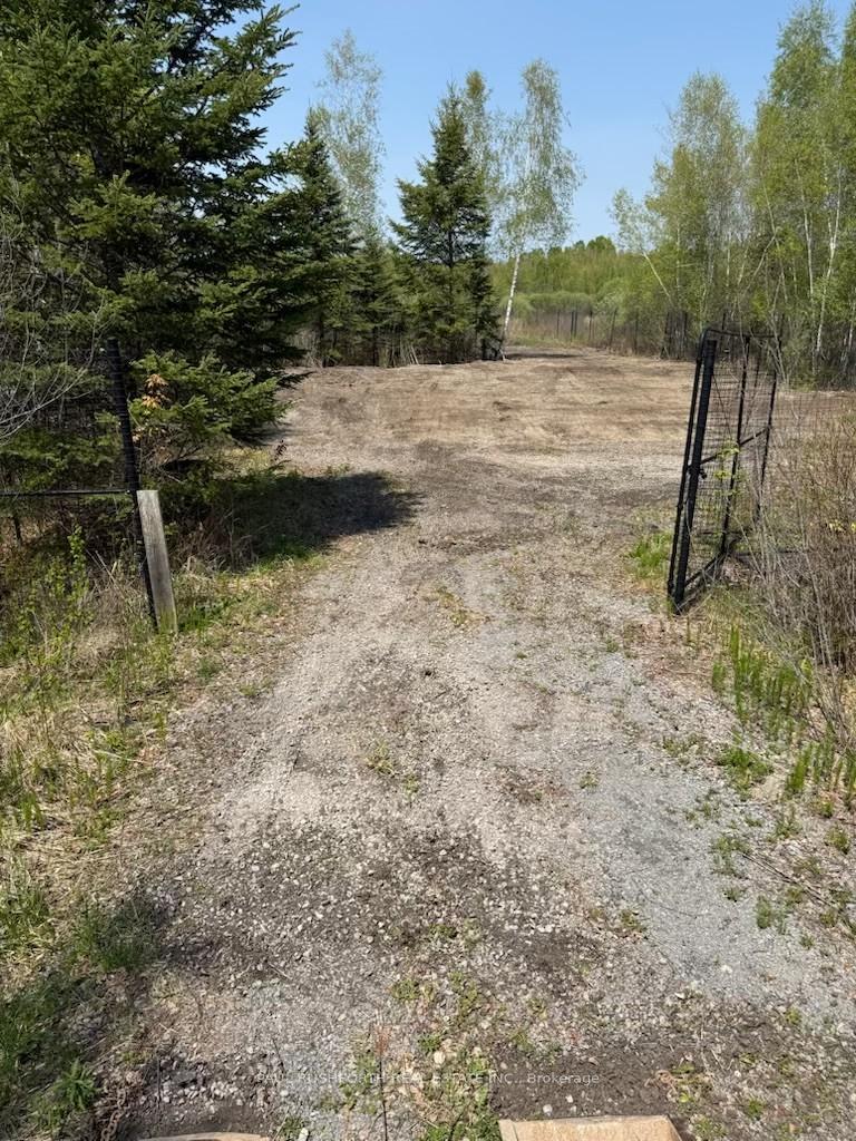 Photo 9 of 2667 Russland Road, Ottawa, Vars & Area — HOMEH