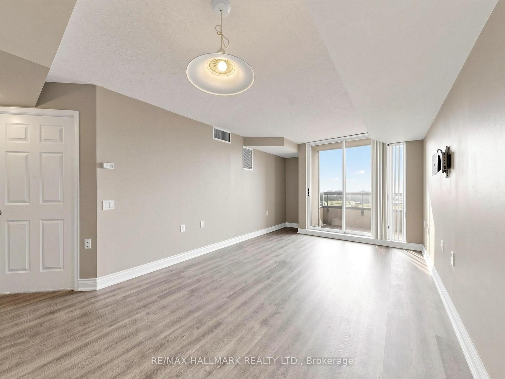 Photo 7 of Unit 1808, 35 Finch Avenue E, North York, Willowdale East — HOMEH