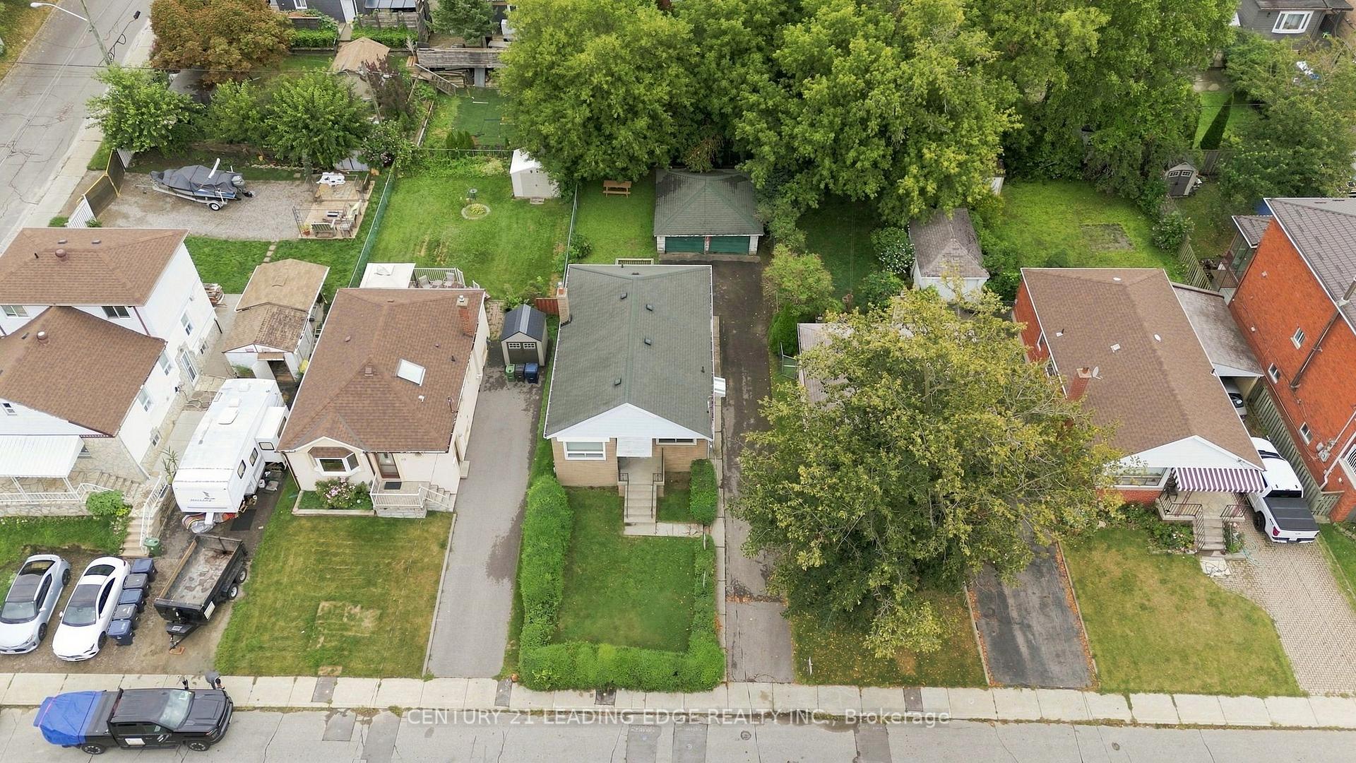 Photo 6 of 67 Pitt Avenue, Scarborough, Clairlea-Birchmount — HOMEH