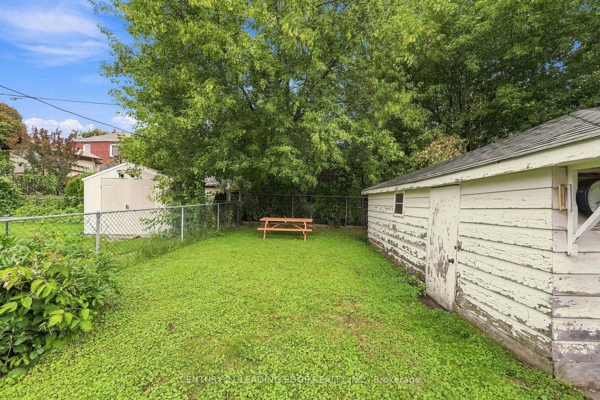 Photo 9 of 67 Pitt Avenue, Scarborough, Clairlea-Birchmount — HOMEH